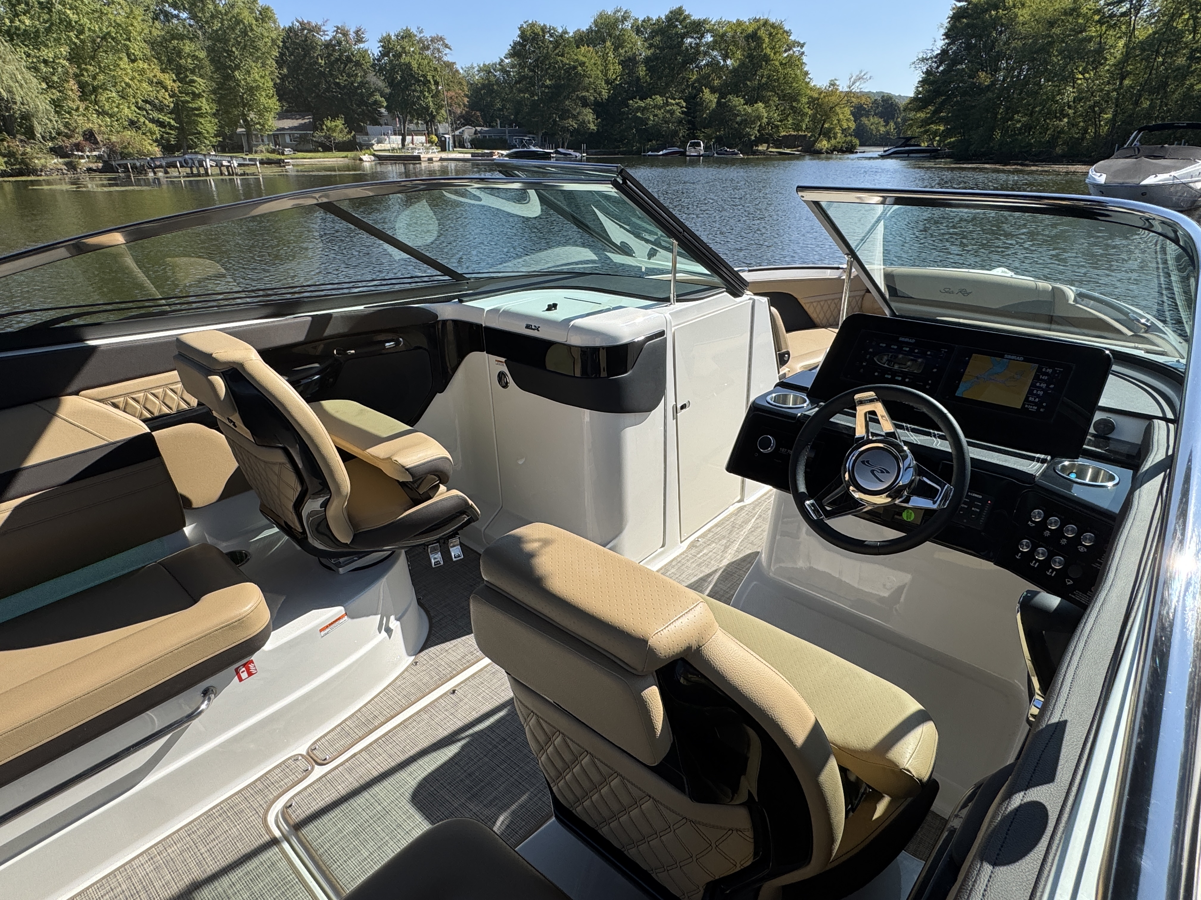 2026 Sea Ray SLX 260 Image Thumbnail #48