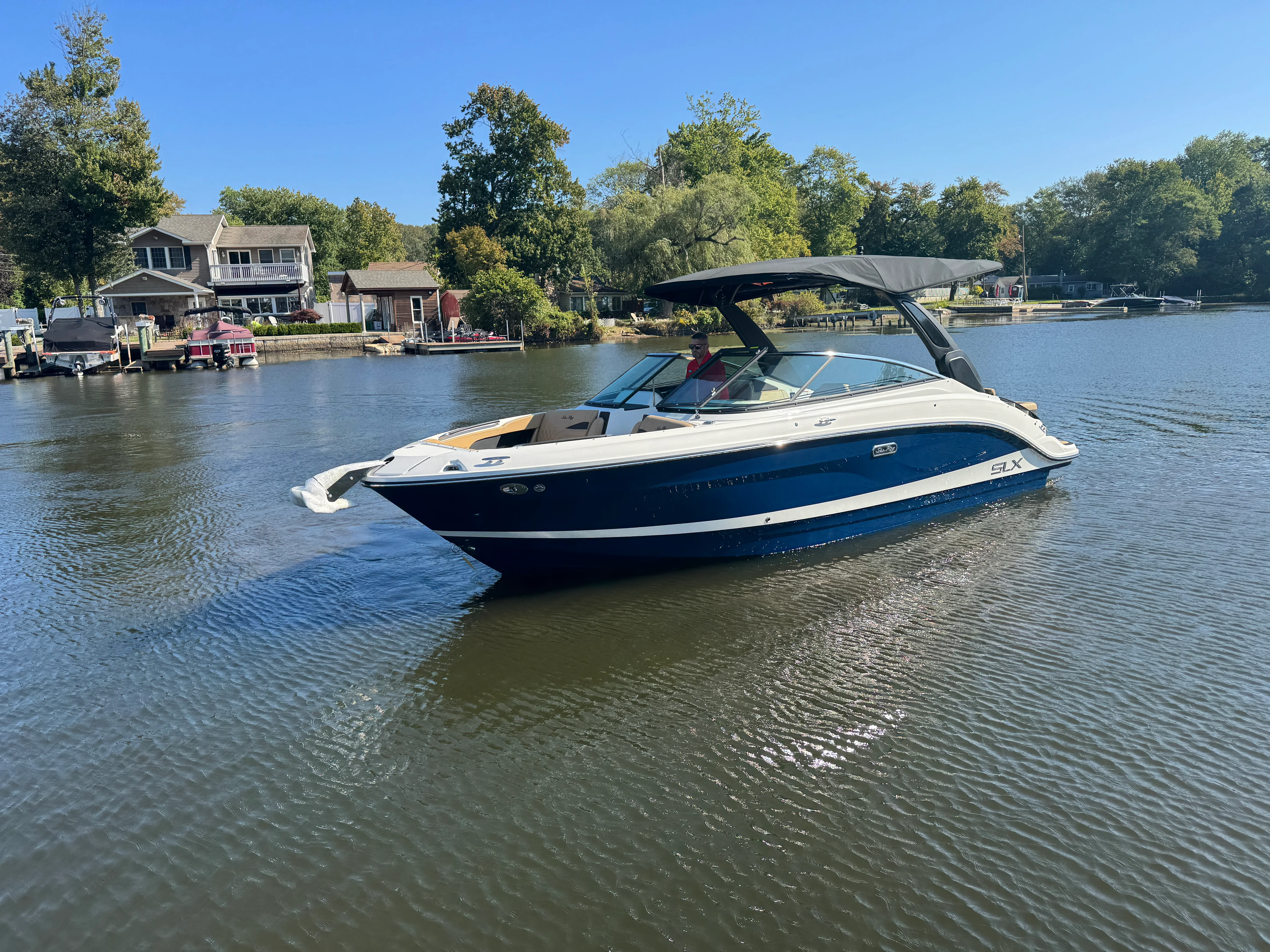 2026 Sea Ray SLX 260 Image Thumbnail #0