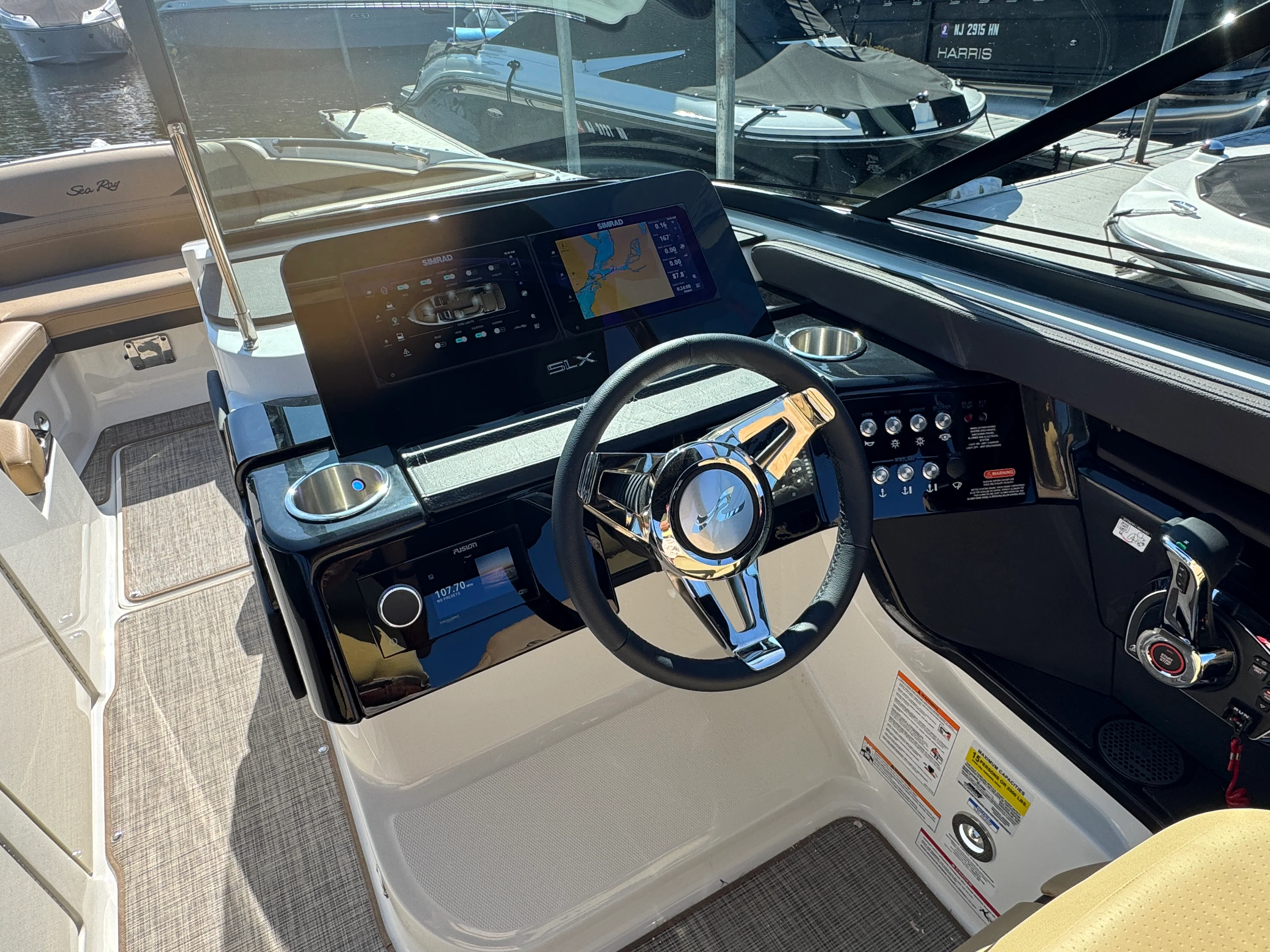 2026 Sea Ray SLX 260 Image Thumbnail #15