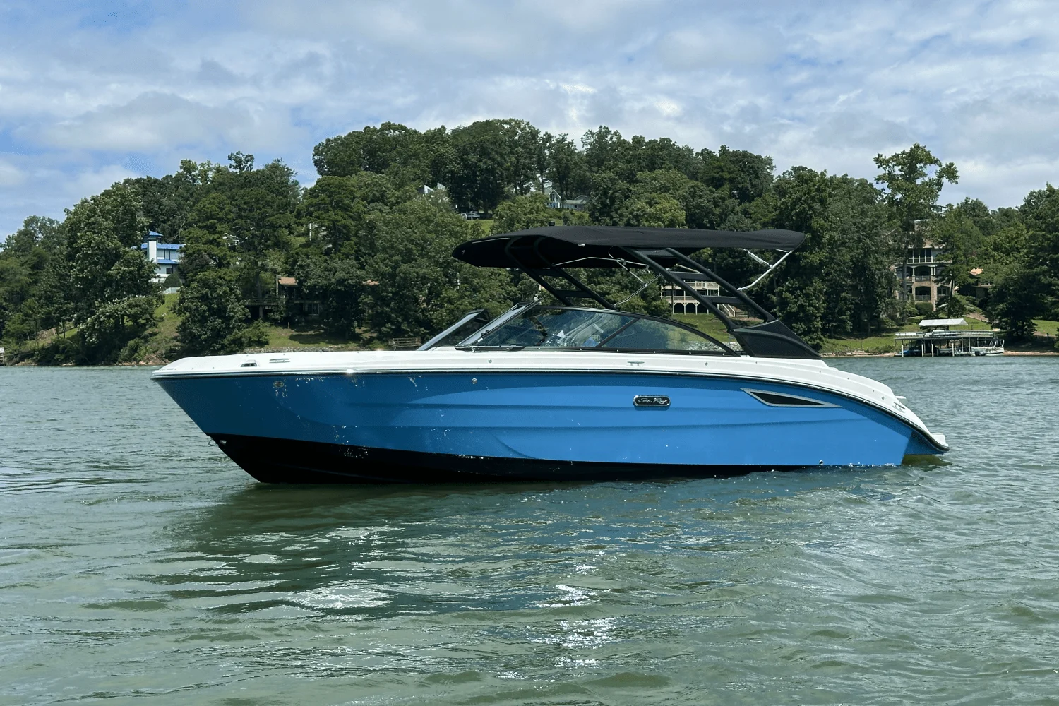 2026 Sea Ray SDX 230 Image Thumbnail #0