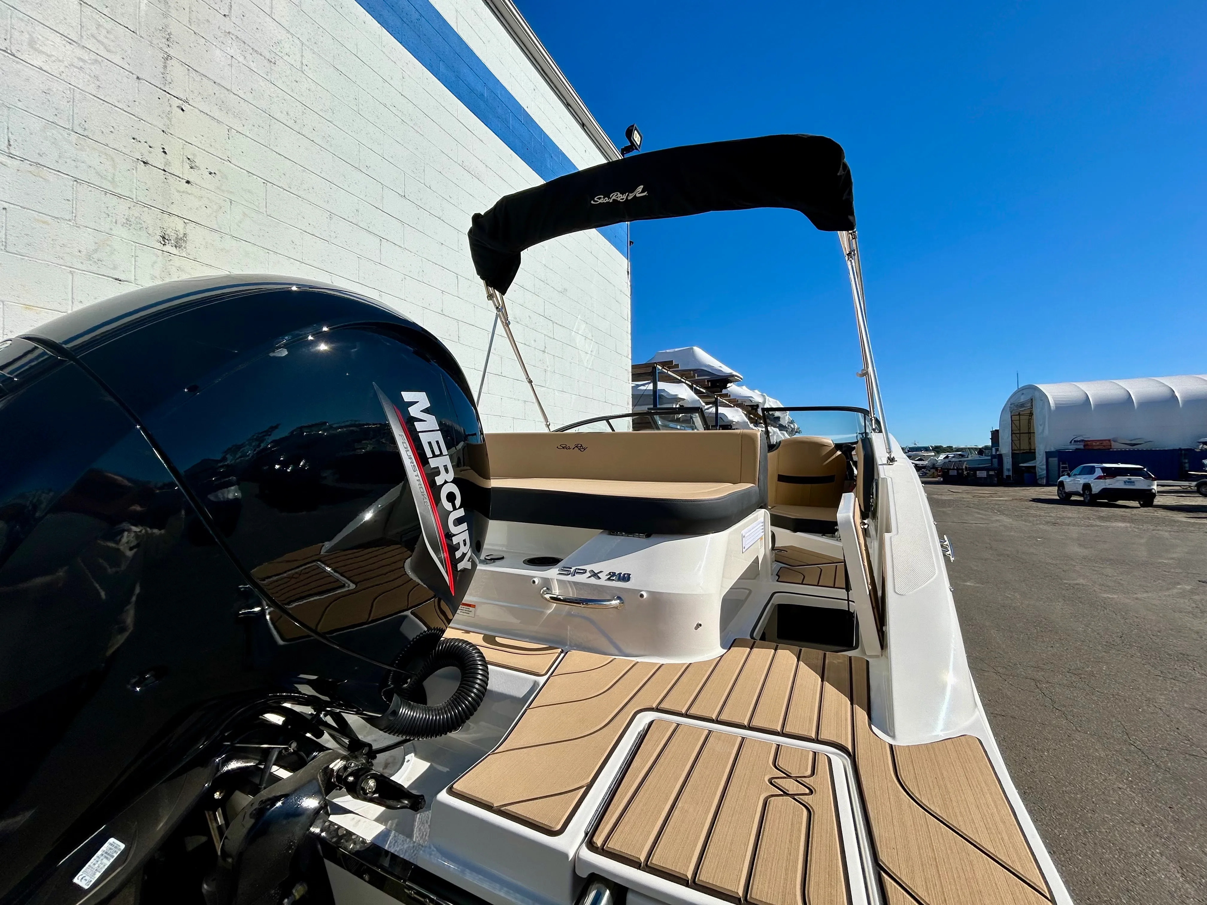 2026 Sea Ray SPX 210 Outboard Image Thumbnail #5