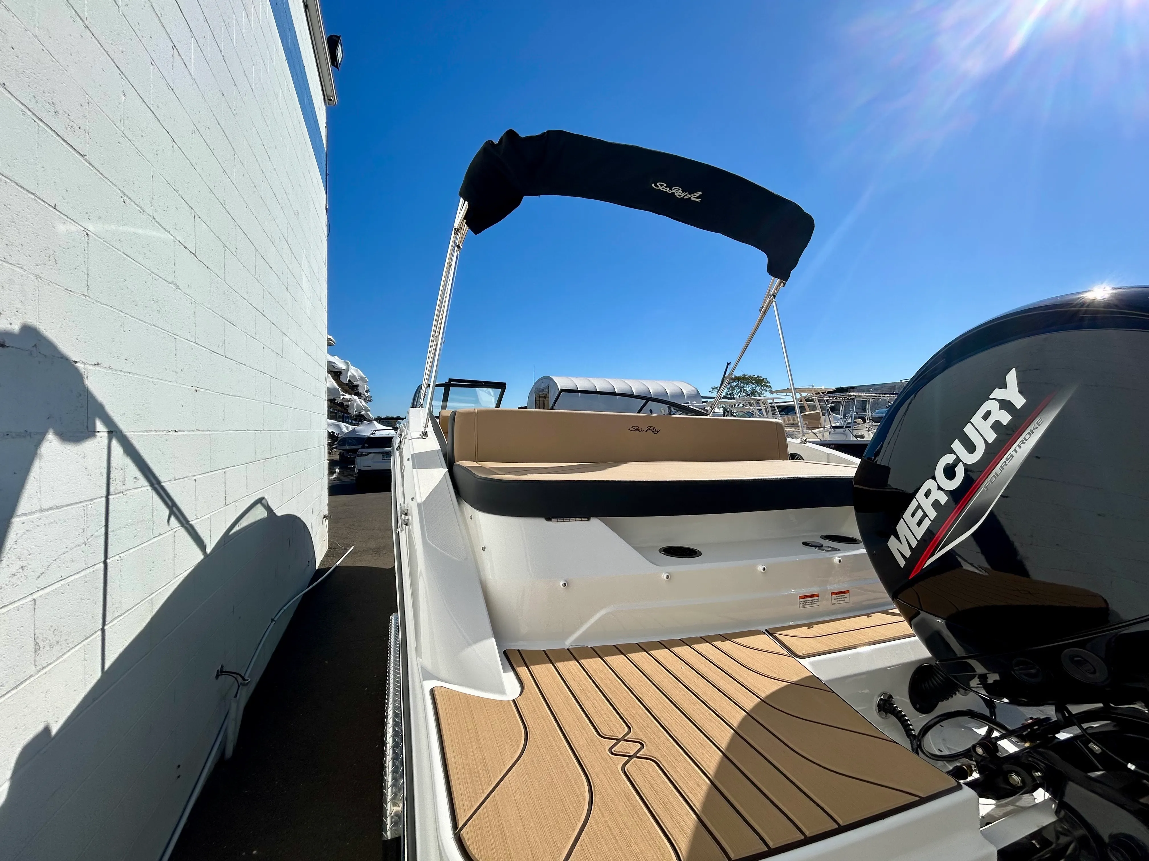 2026 Sea Ray SPX 210 Outboard Image Thumbnail #4