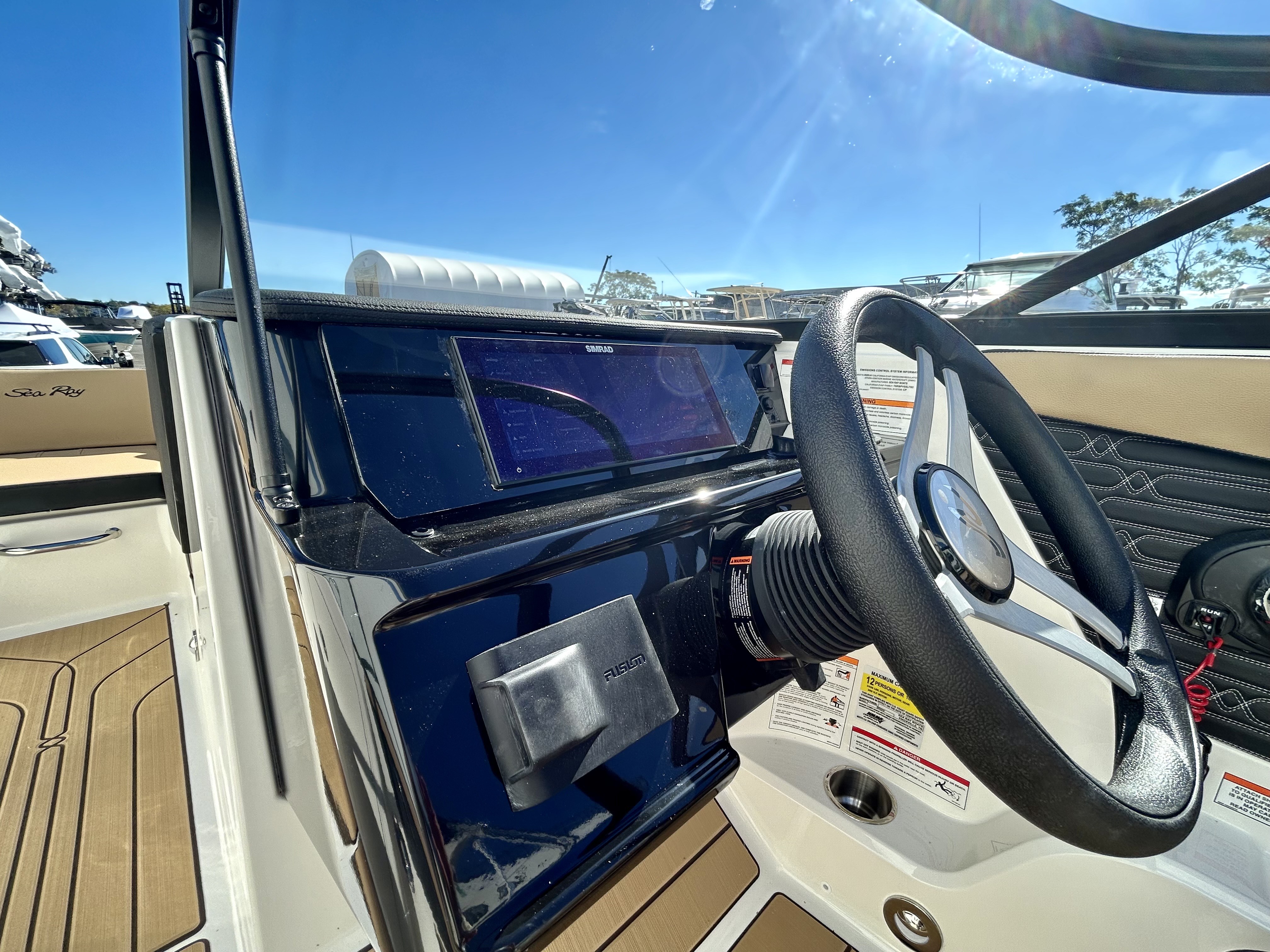 2026 Sea Ray SPX 210 Outboard Image Thumbnail #16
