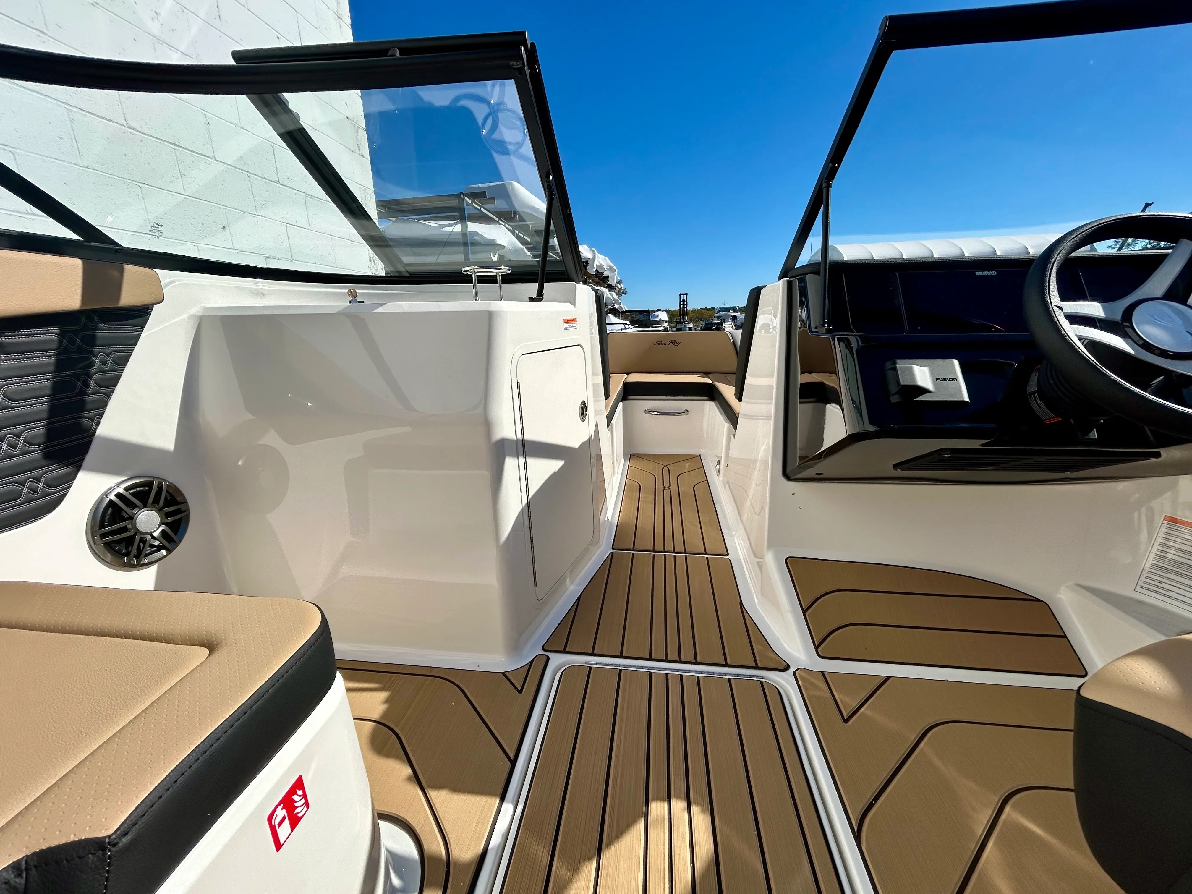 2026 Sea Ray SPX 210 Outboard Image Thumbnail #19