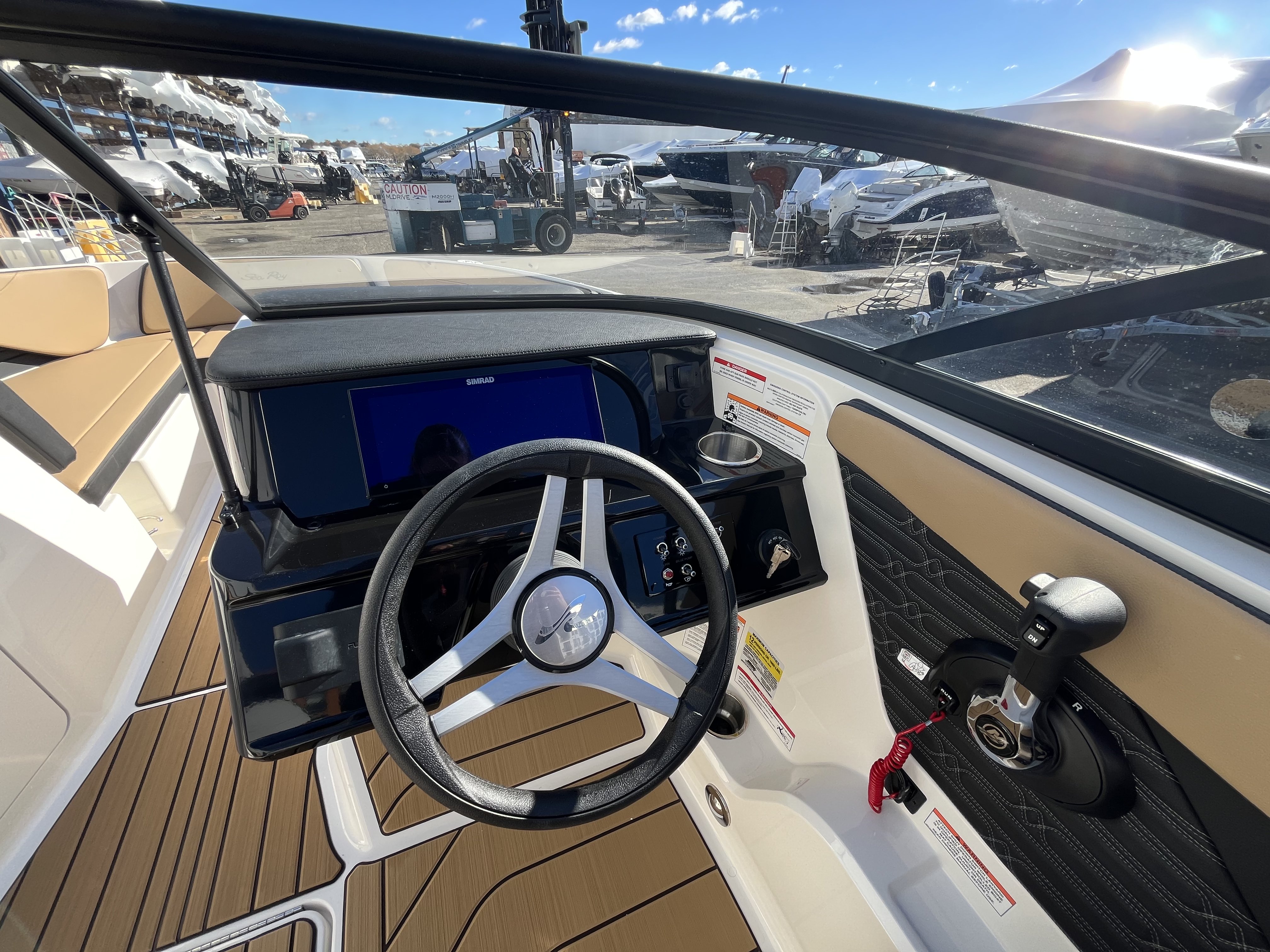 2026 Sea Ray SPX 210 Outboard Image Thumbnail #19