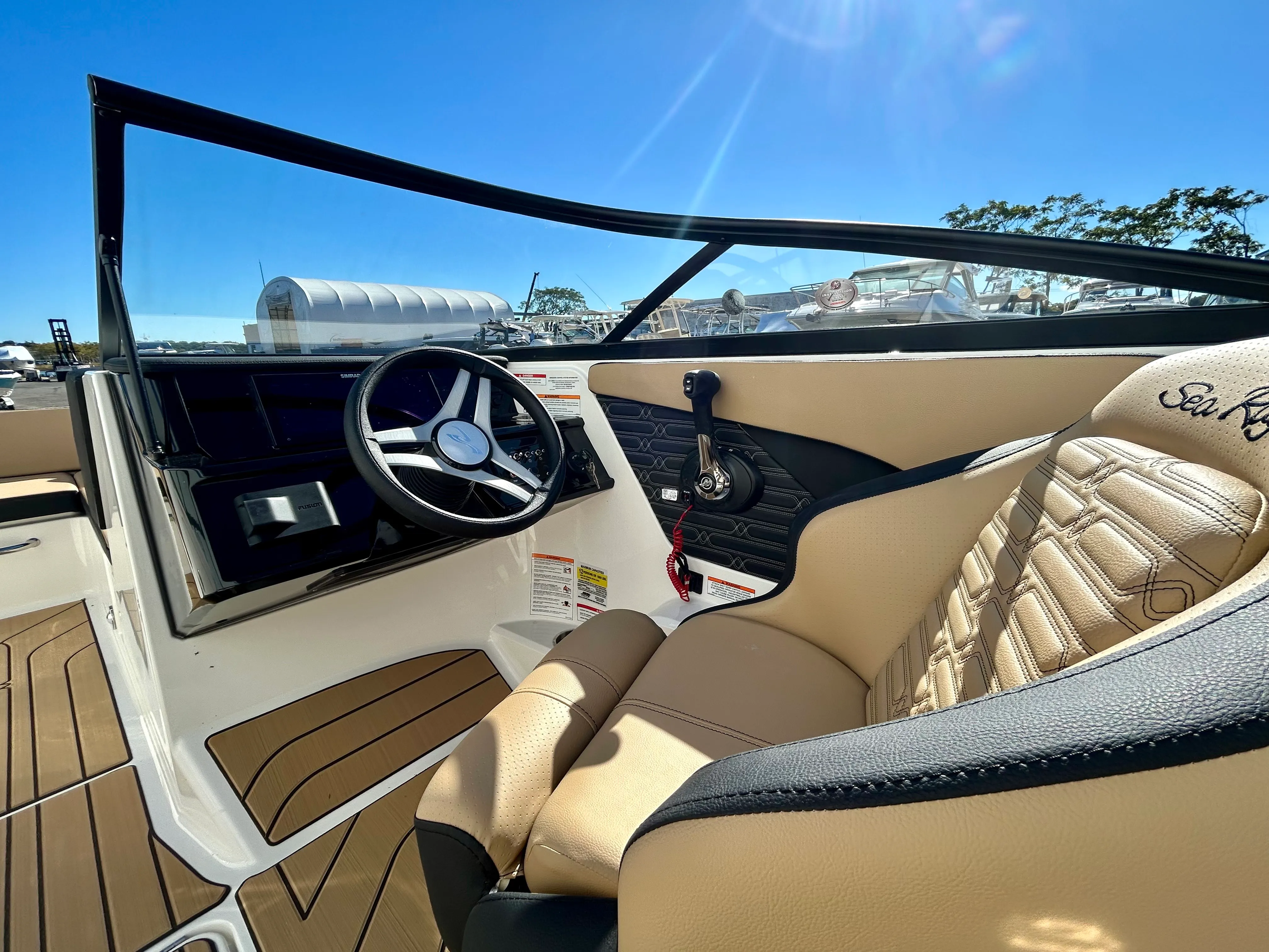 2026 Sea Ray SPX 210 Outboard Image Thumbnail #15