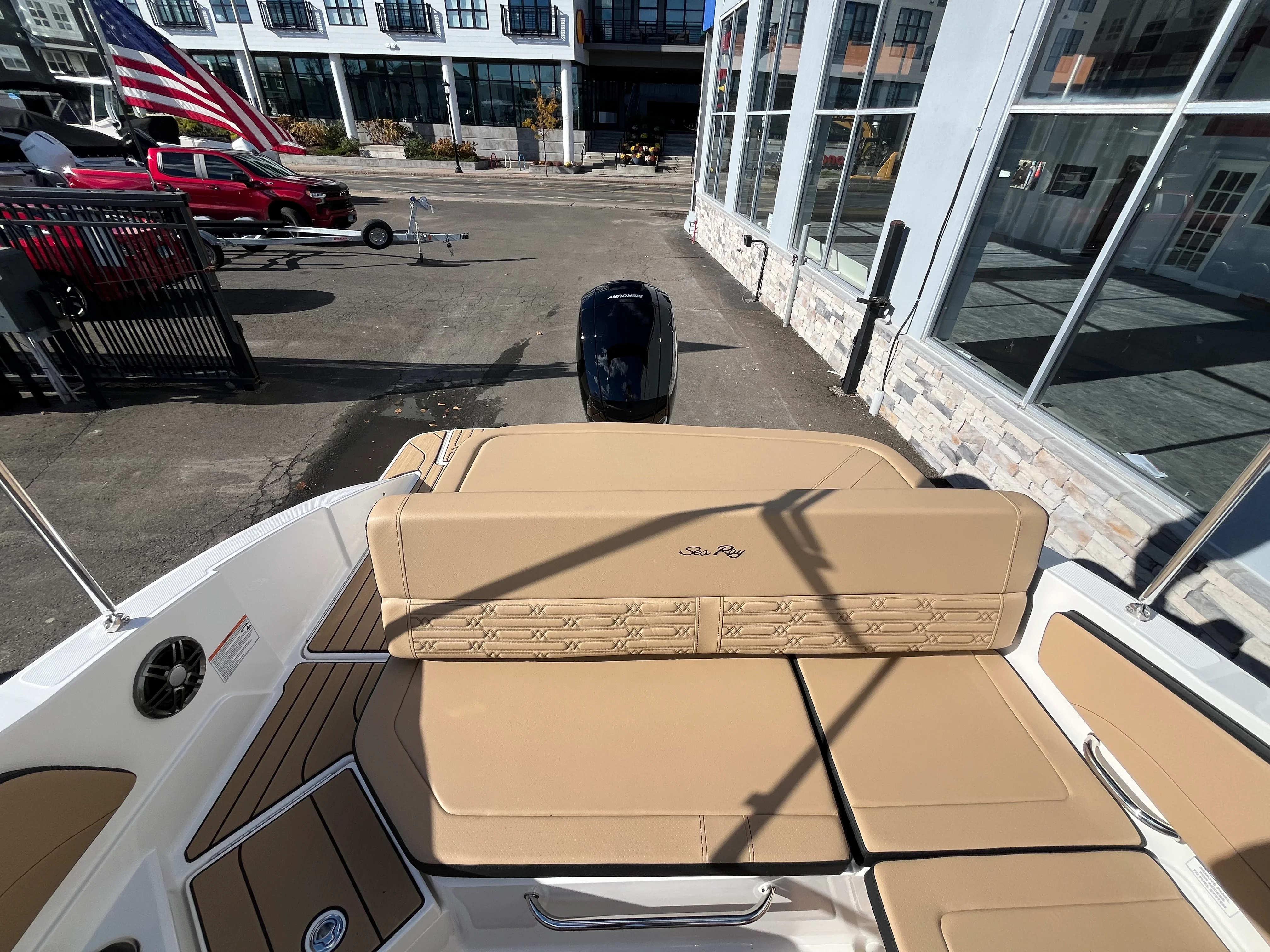 2026 Sea Ray SPX 210 Outboard Image Thumbnail #10