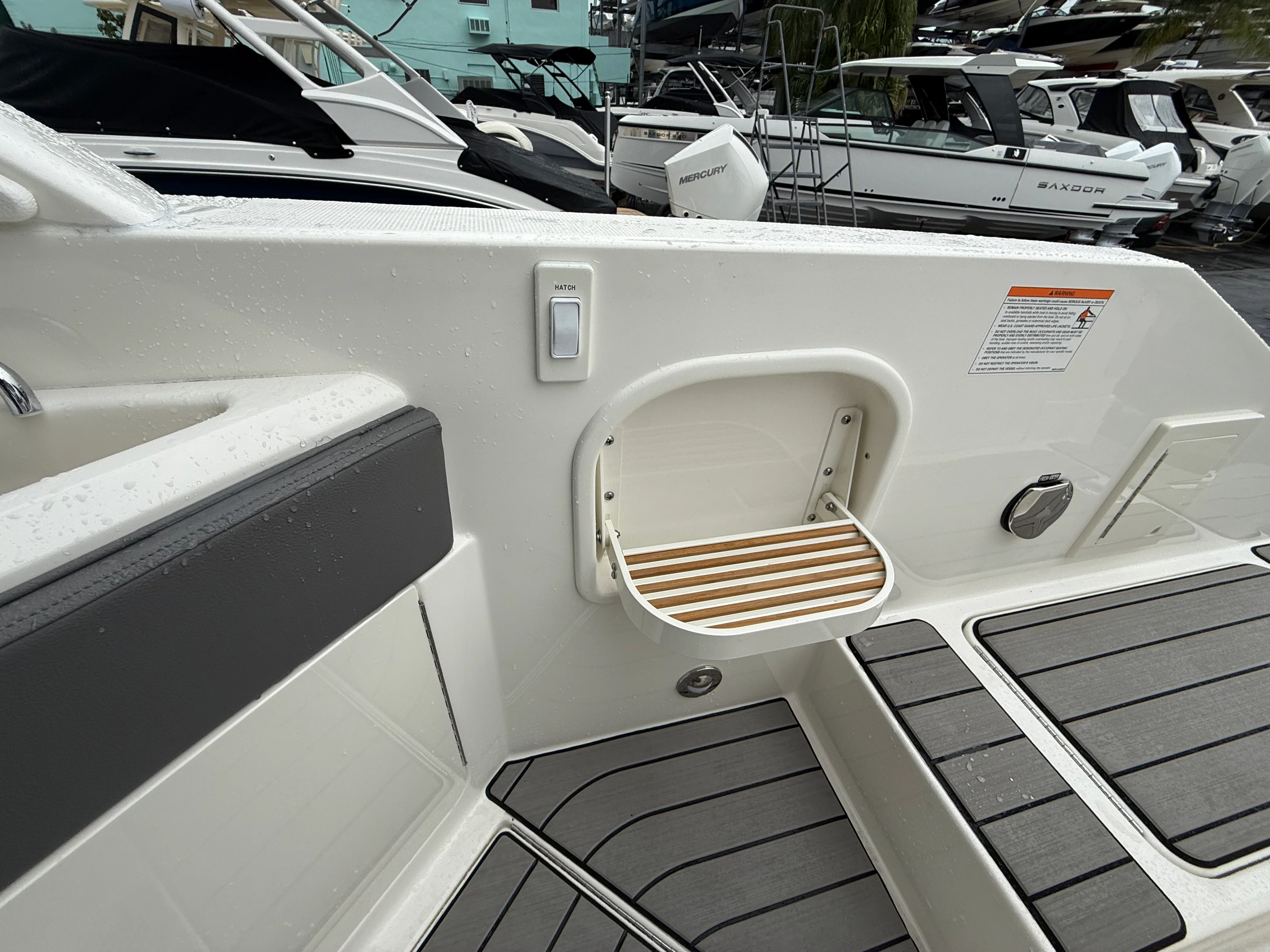 2026 Sea Ray SLX 310 Outboard Image Thumbnail #37