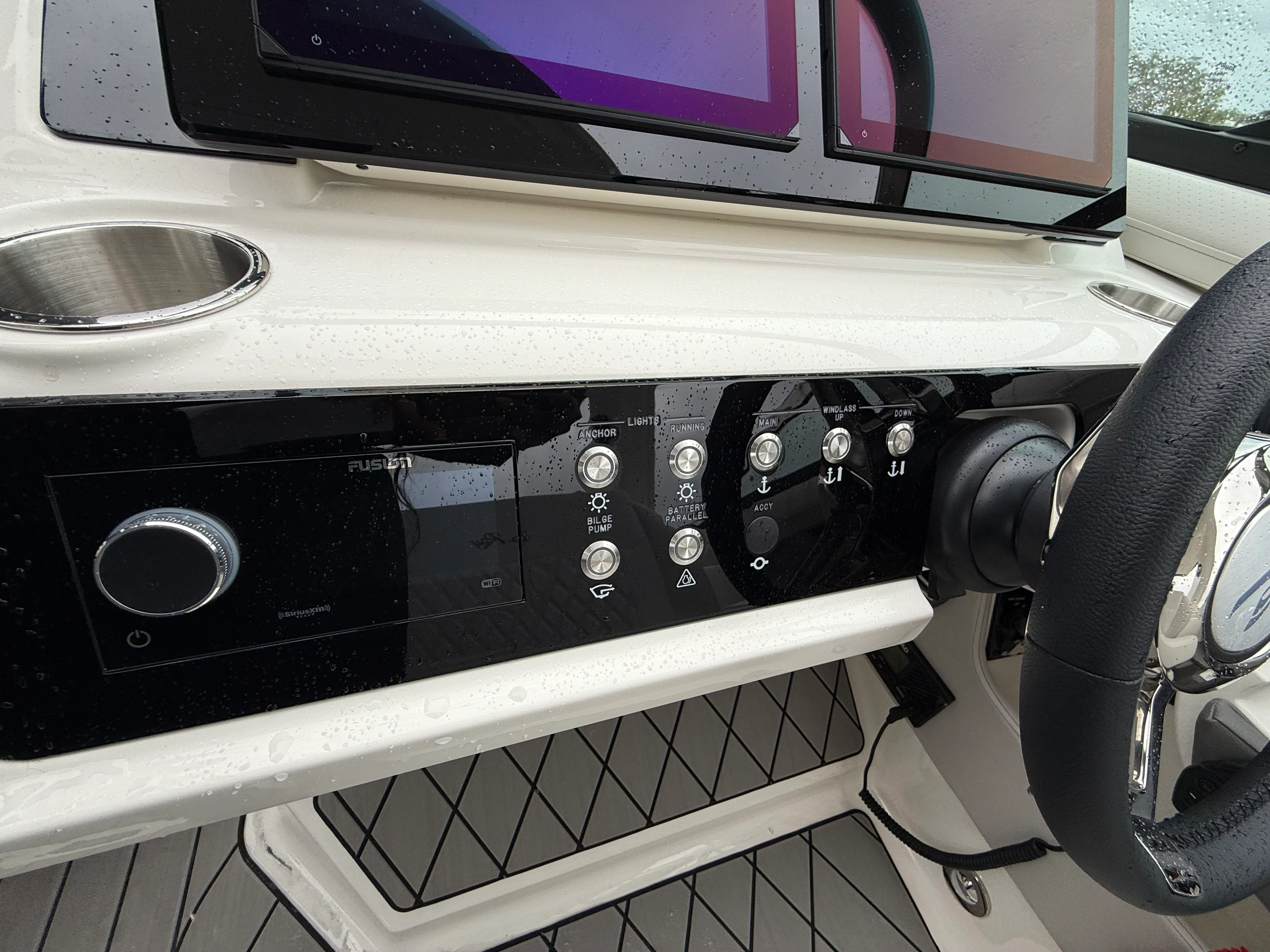 2026 Sea Ray SLX 310 Outboard Image Thumbnail #18