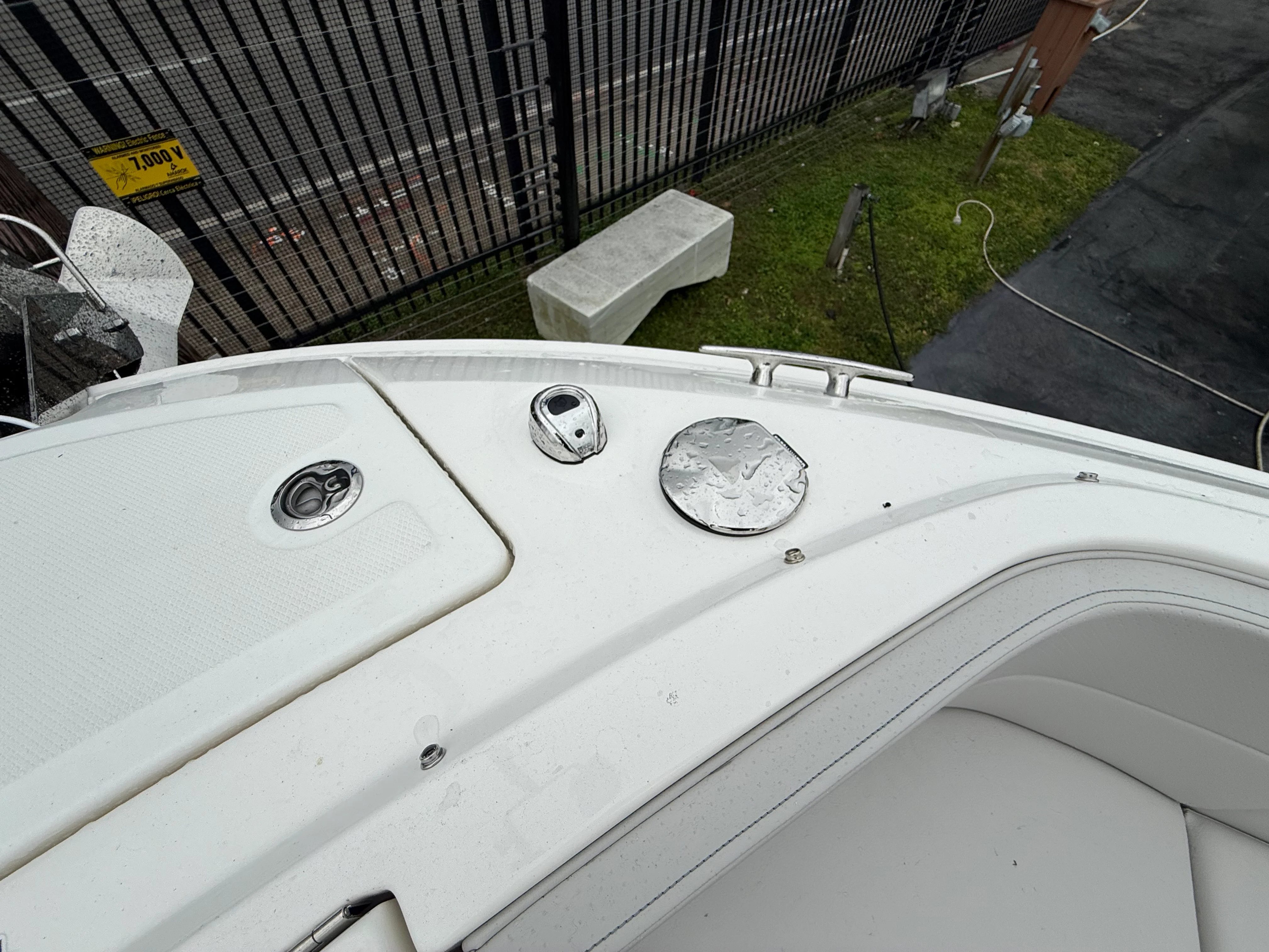 2026 Sea Ray SLX 310 Outboard Image Thumbnail #28