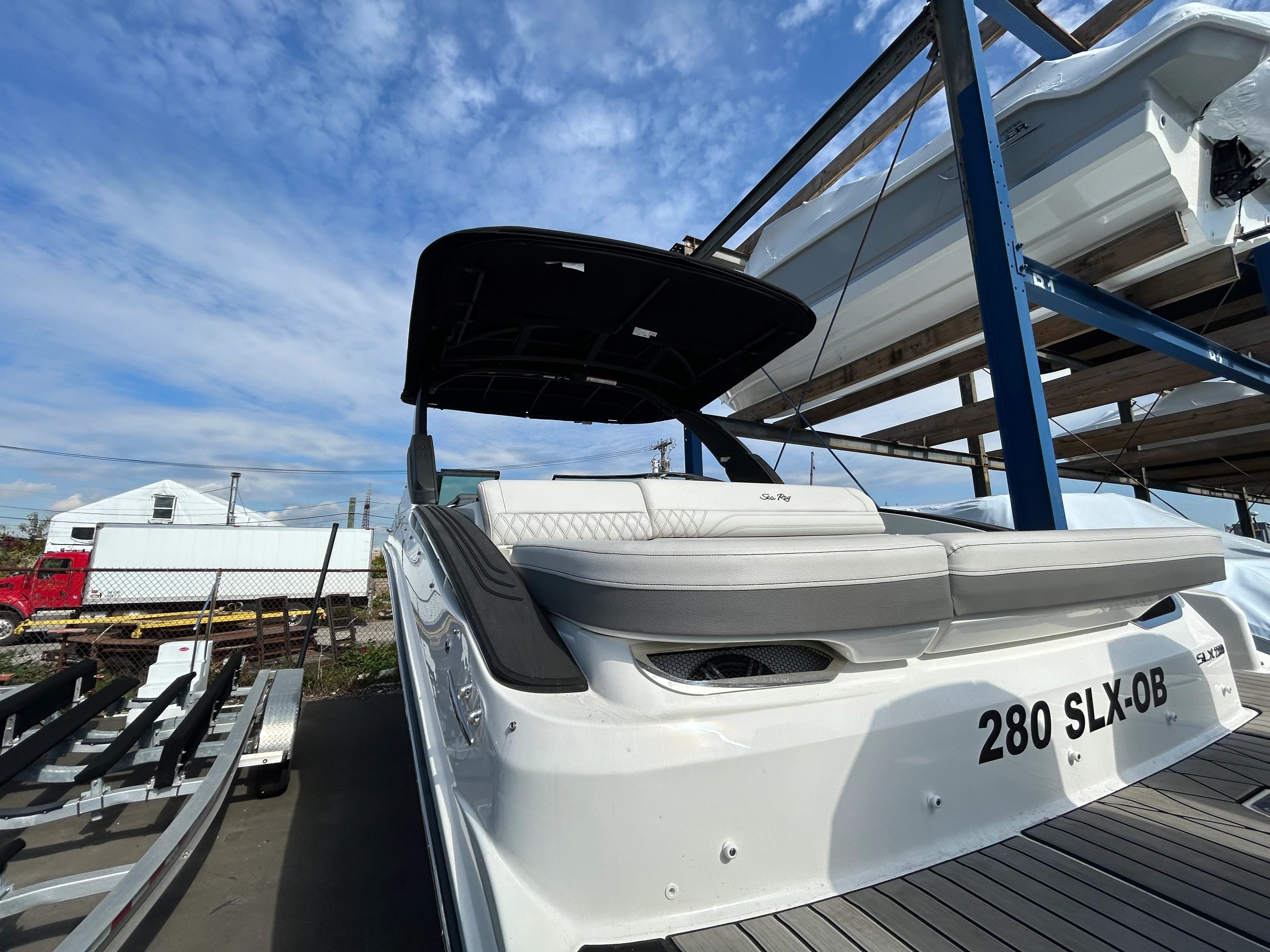 2026 Sea Ray SLX 280 Outboard Image Thumbnail #2