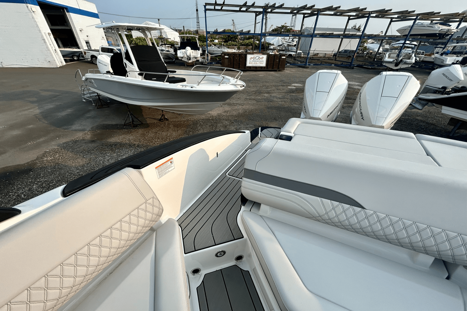 2026 Sea Ray SLX 280 Outboard Image Thumbnail #8