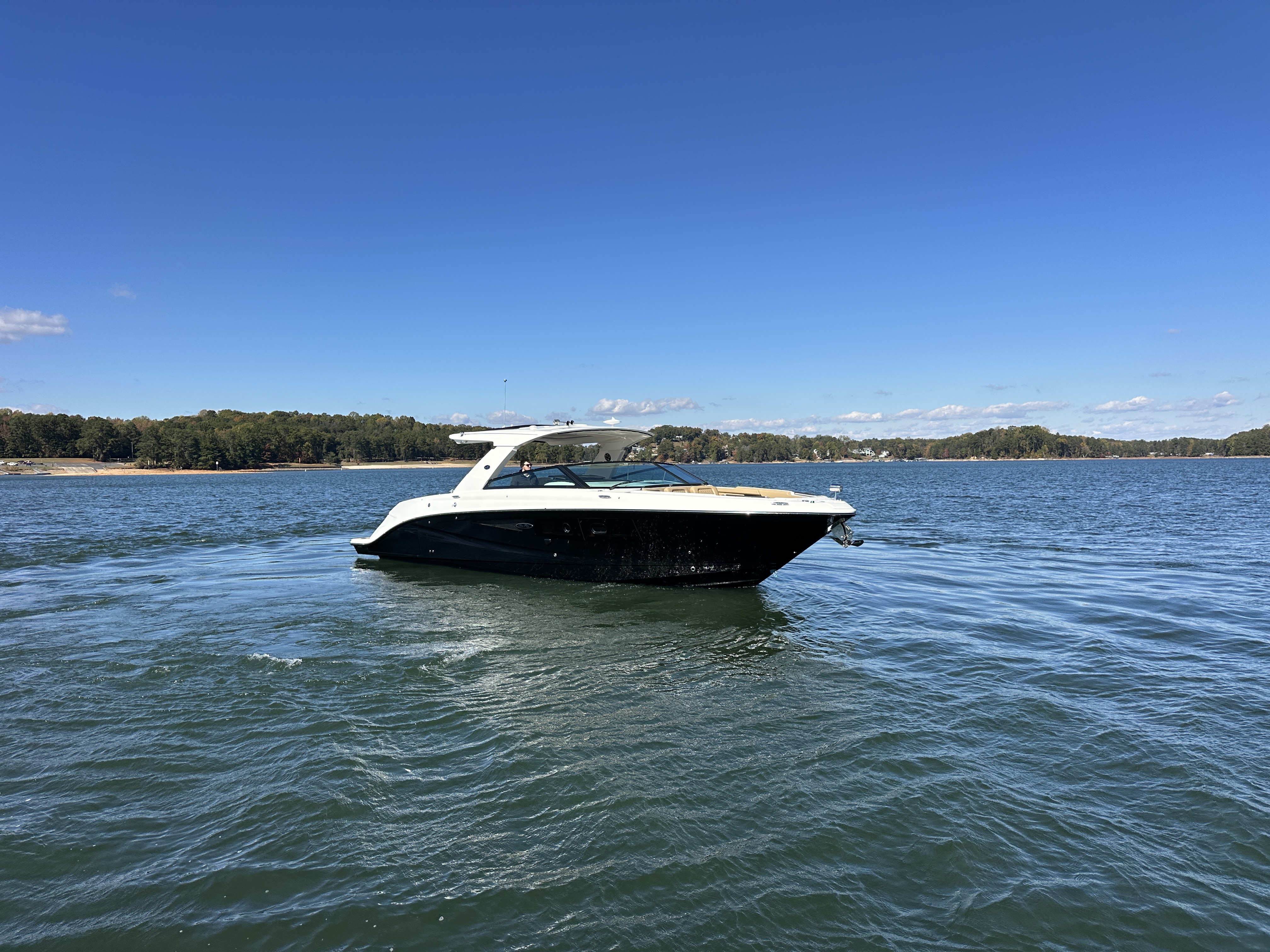 2026 Sea Ray SLX 400 Image Thumbnail #6