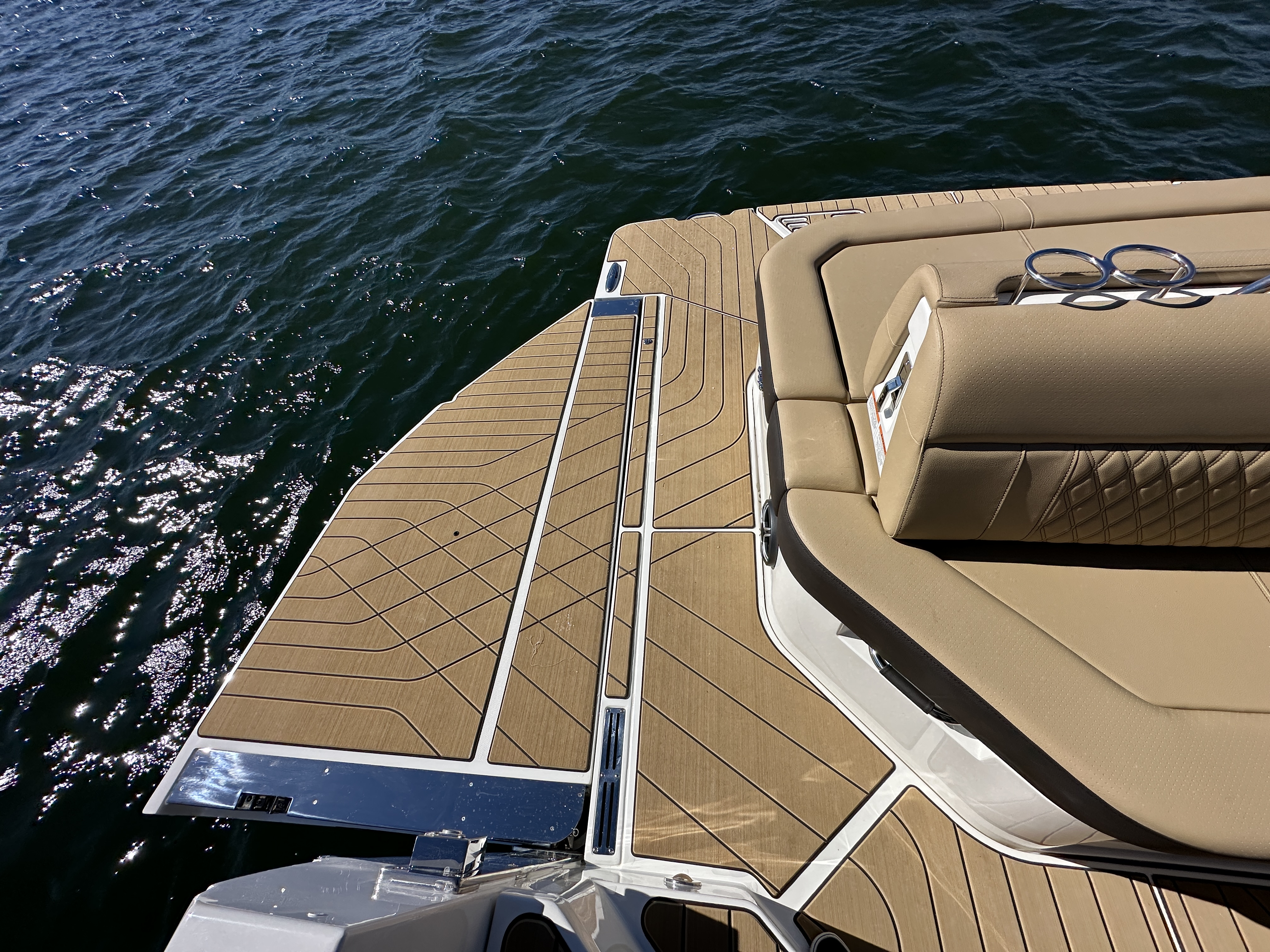 2026 Sea Ray SLX 400 Image Thumbnail #38