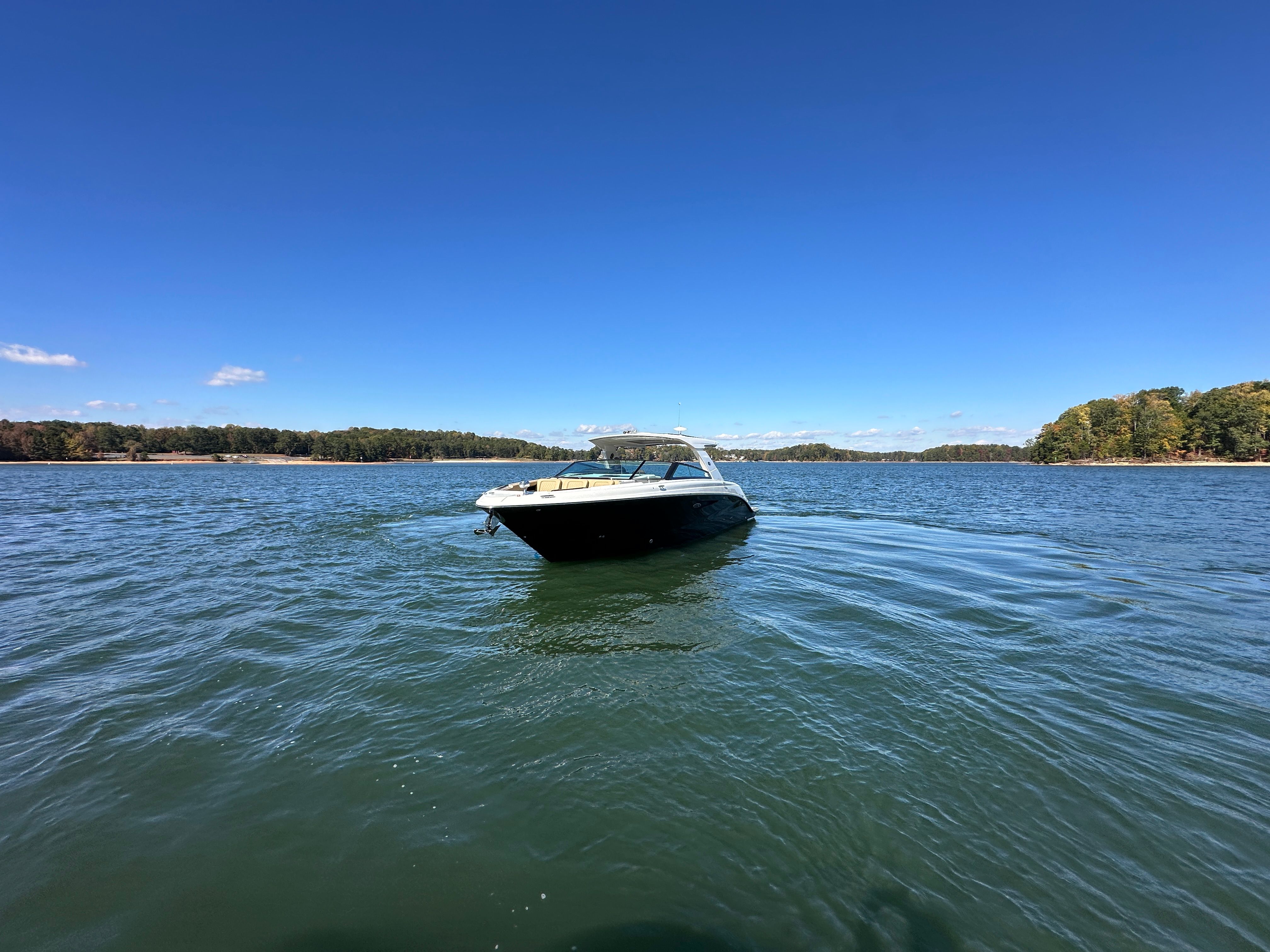 2026 Sea Ray SLX 400 Image Thumbnail #3