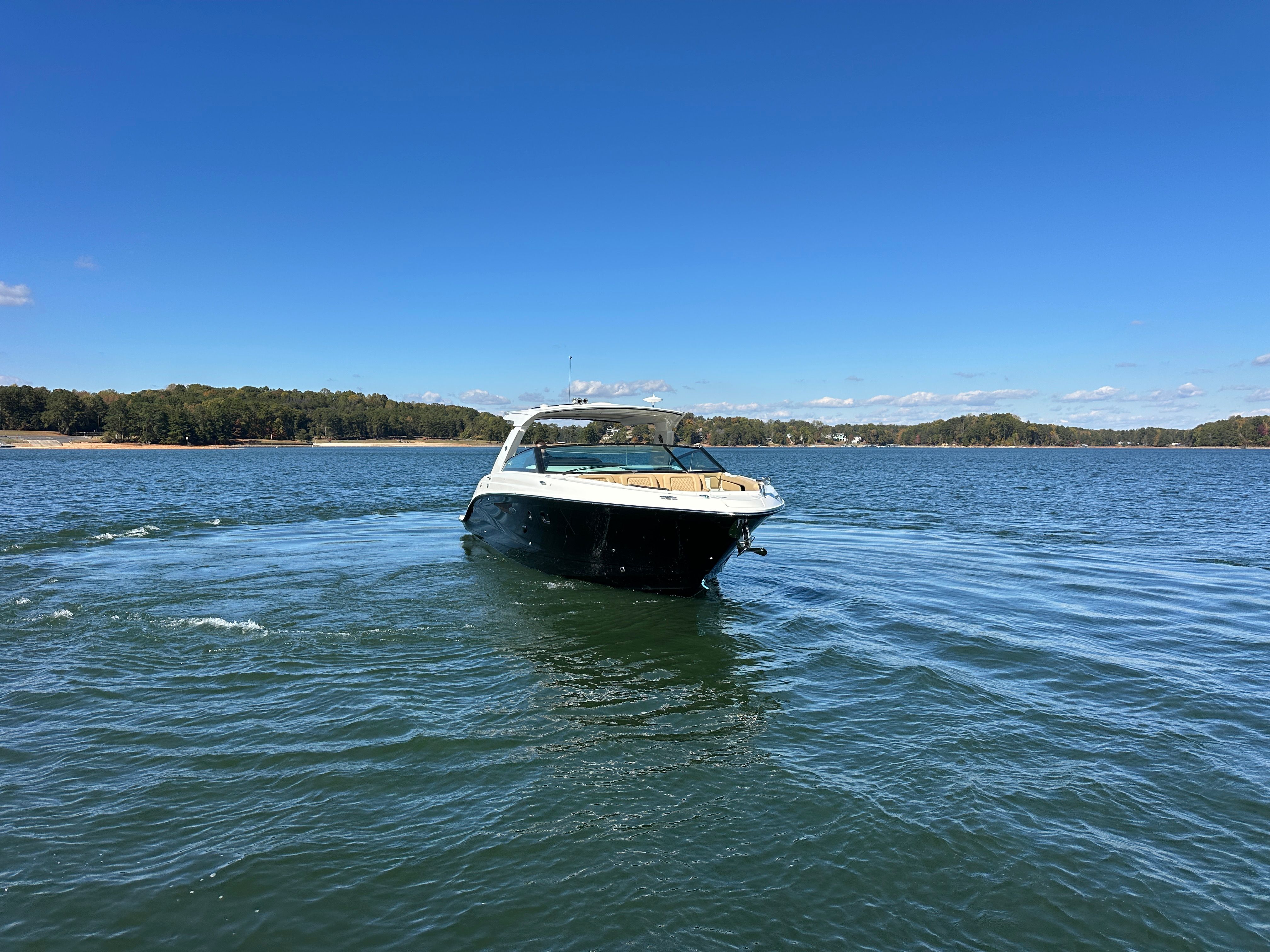 2026 Sea Ray SLX 400 Image Thumbnail #5