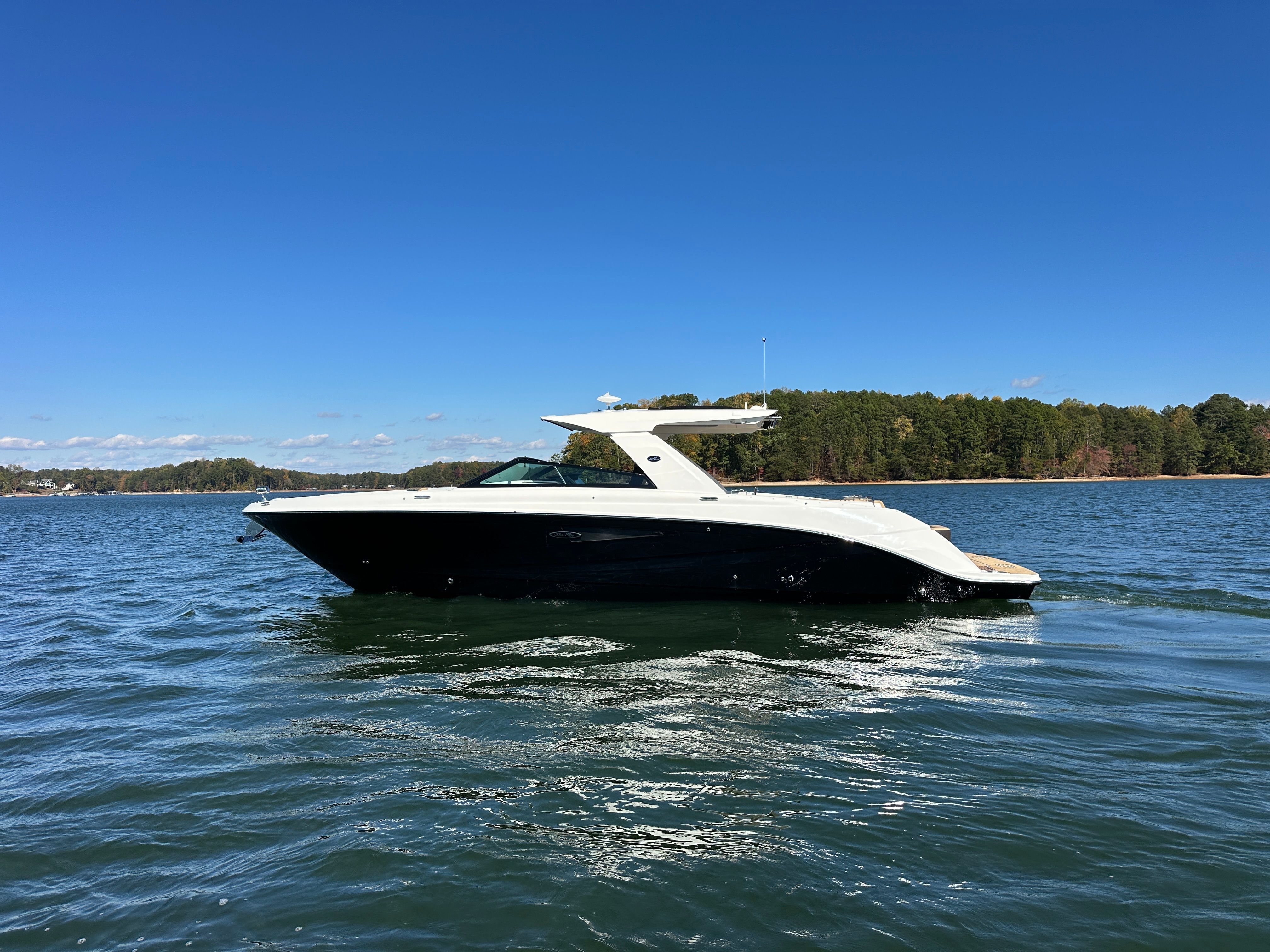 2026 Sea Ray SLX 400 Image Thumbnail #0