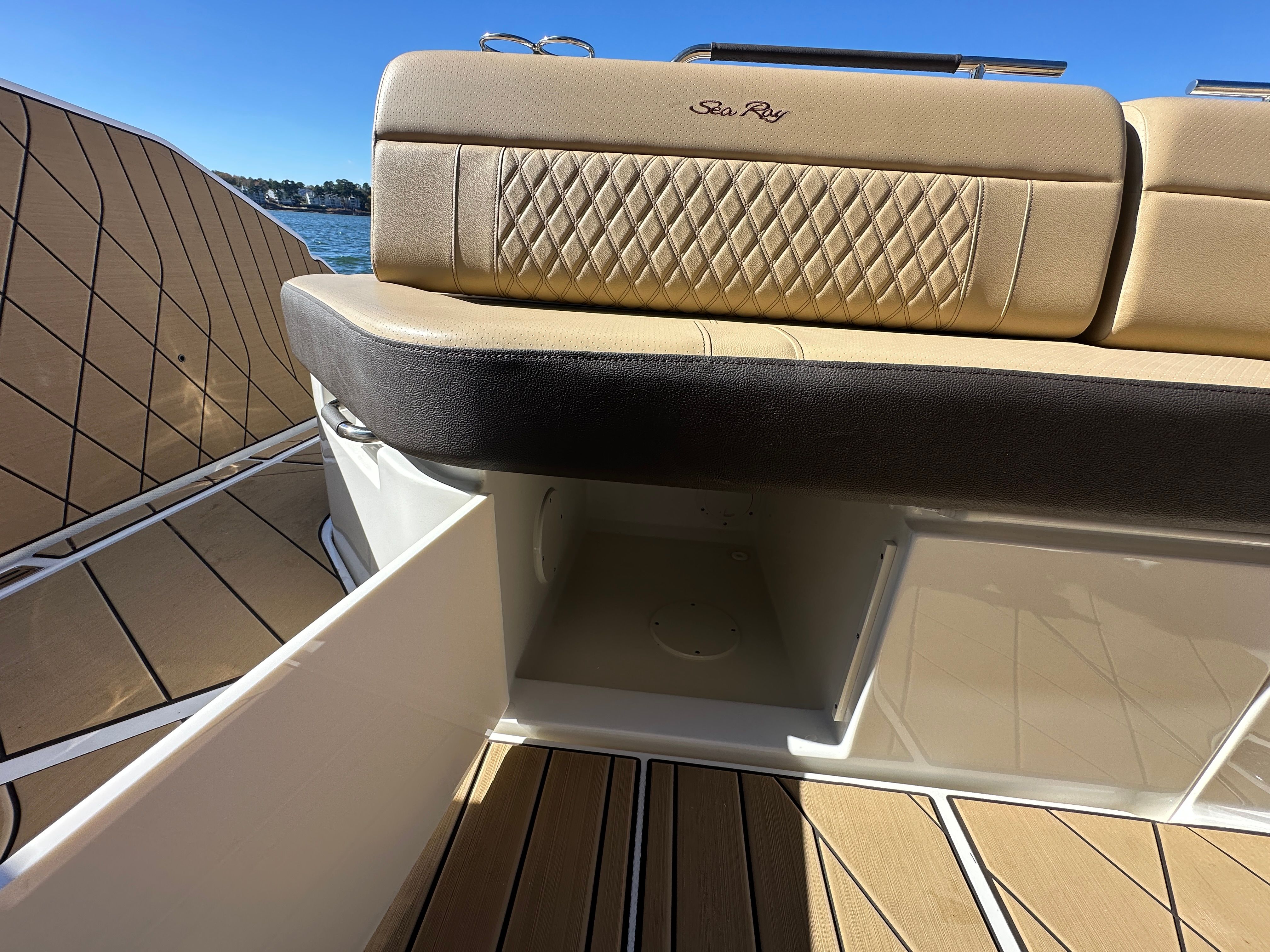 2026 Sea Ray SLX 400 Image Thumbnail #34