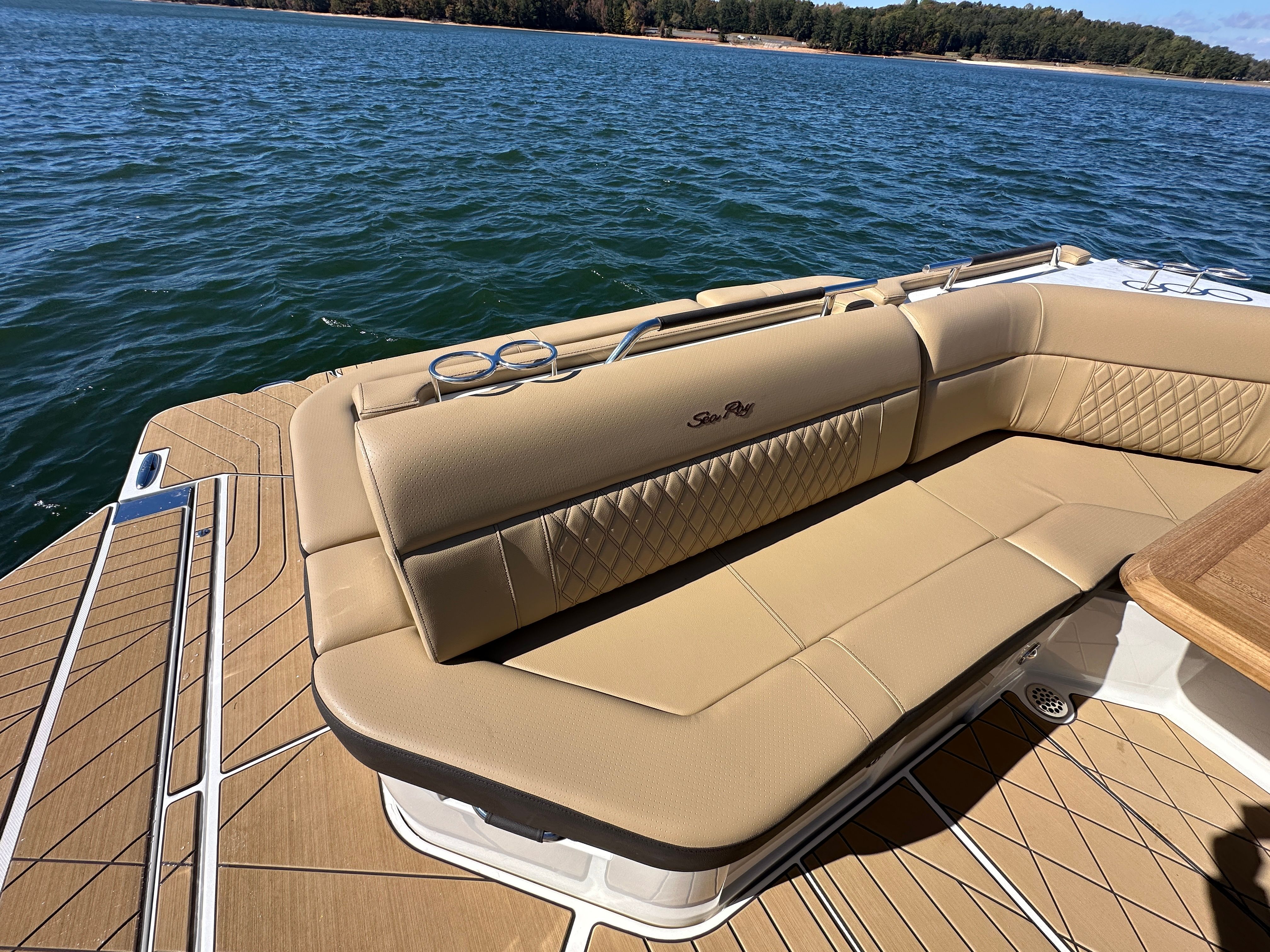 2026 Sea Ray SLX 400 Image Thumbnail #39