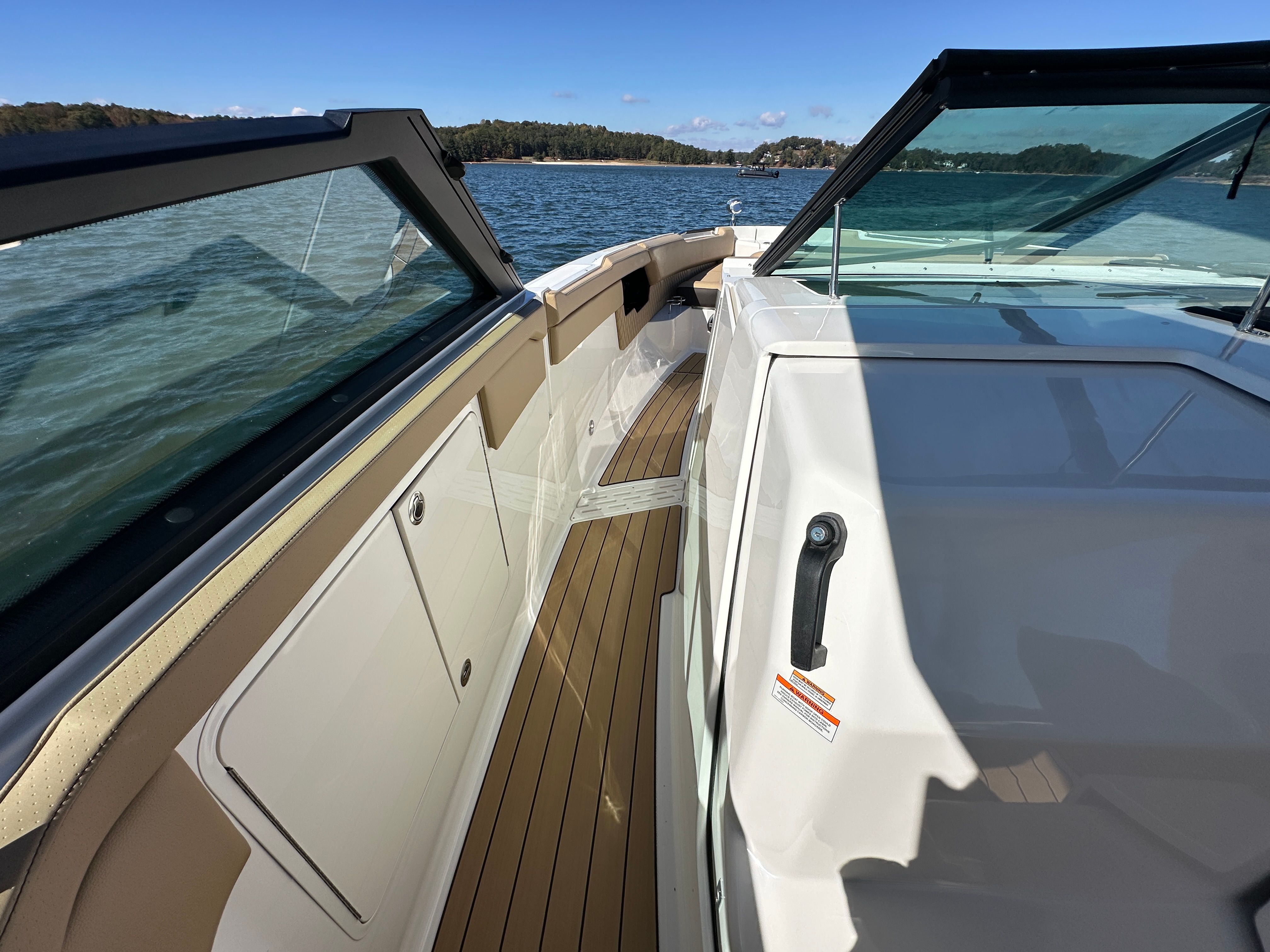 2026 Sea Ray SLX 400 Image Thumbnail #18