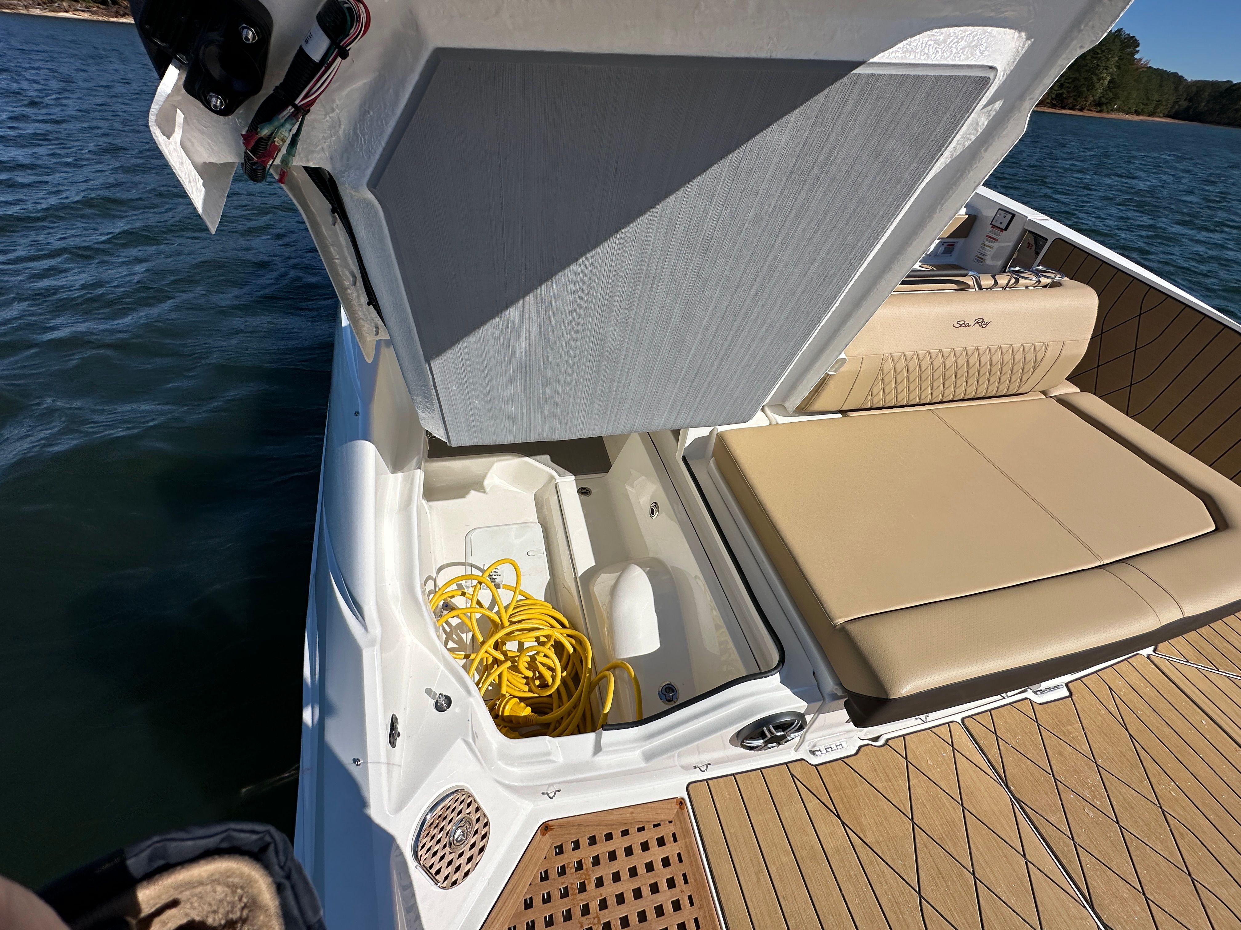 2026 Sea Ray SLX 400 Image Thumbnail #42