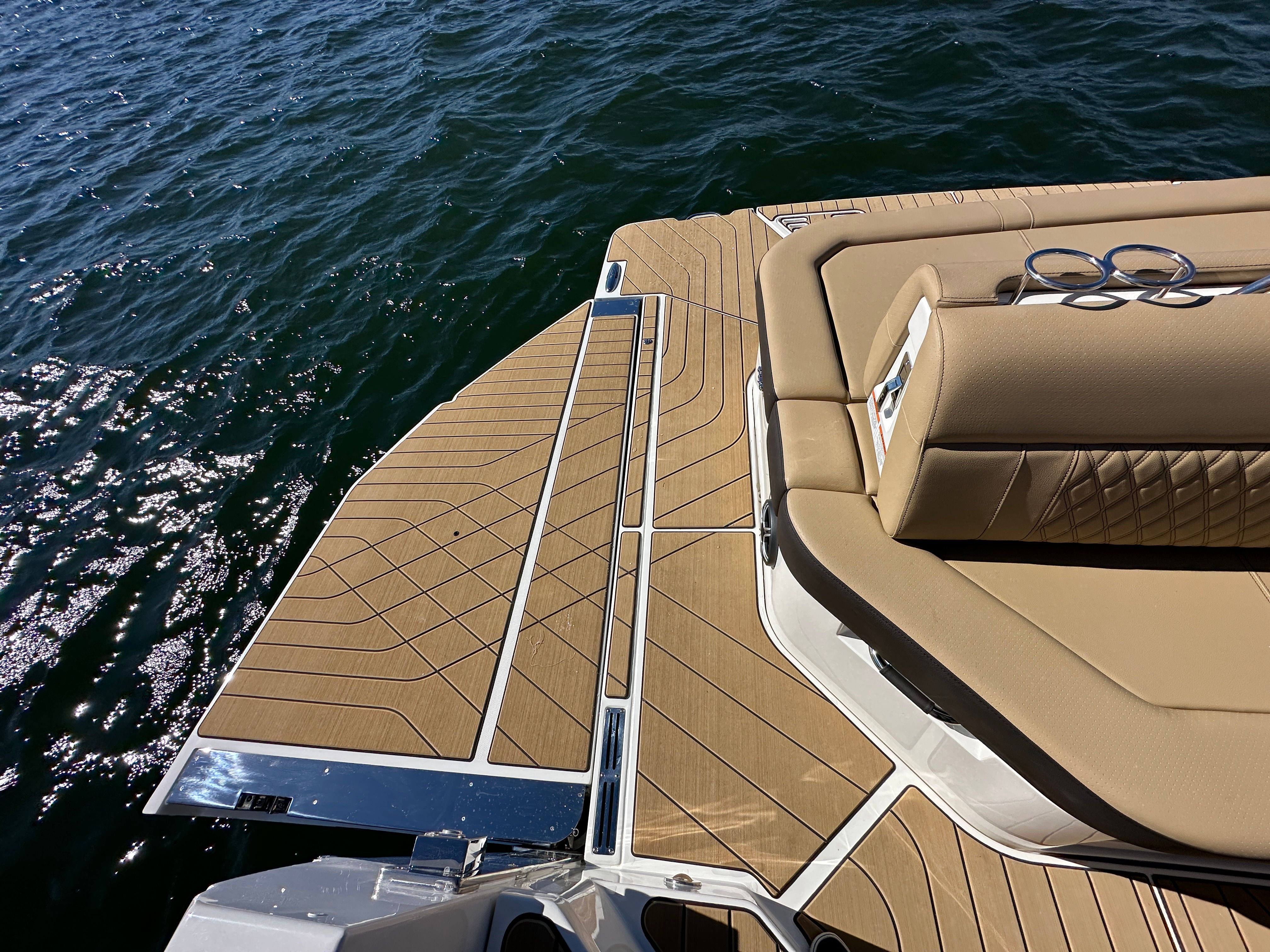 2026 Sea Ray SLX 400 Image Thumbnail #38