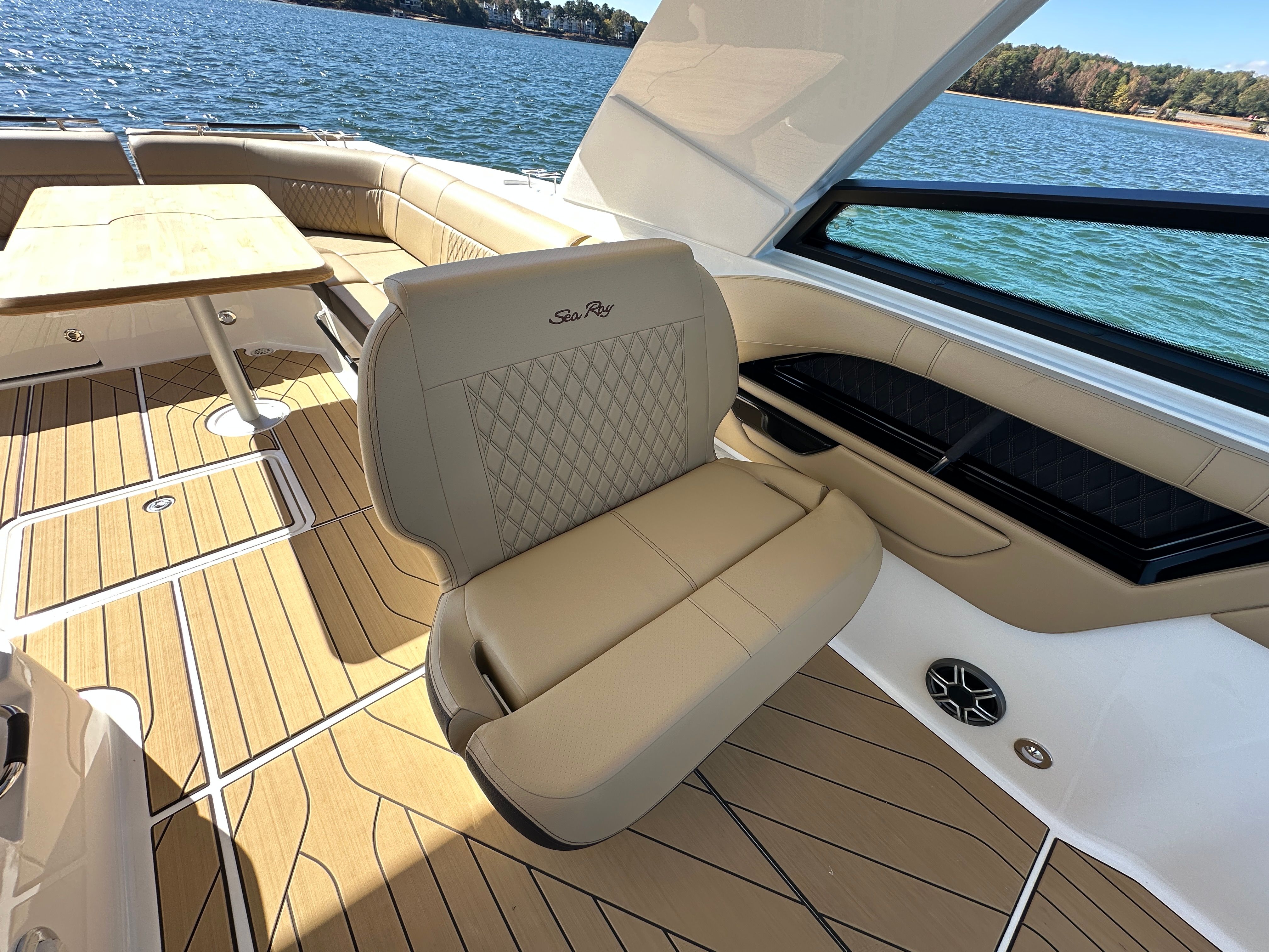 2026 Sea Ray SLX 400 Image Thumbnail #27