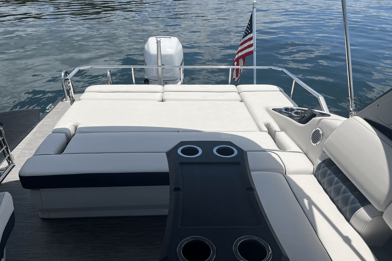 2021 Bennington 25 RXSBA Image Thumbnail #8