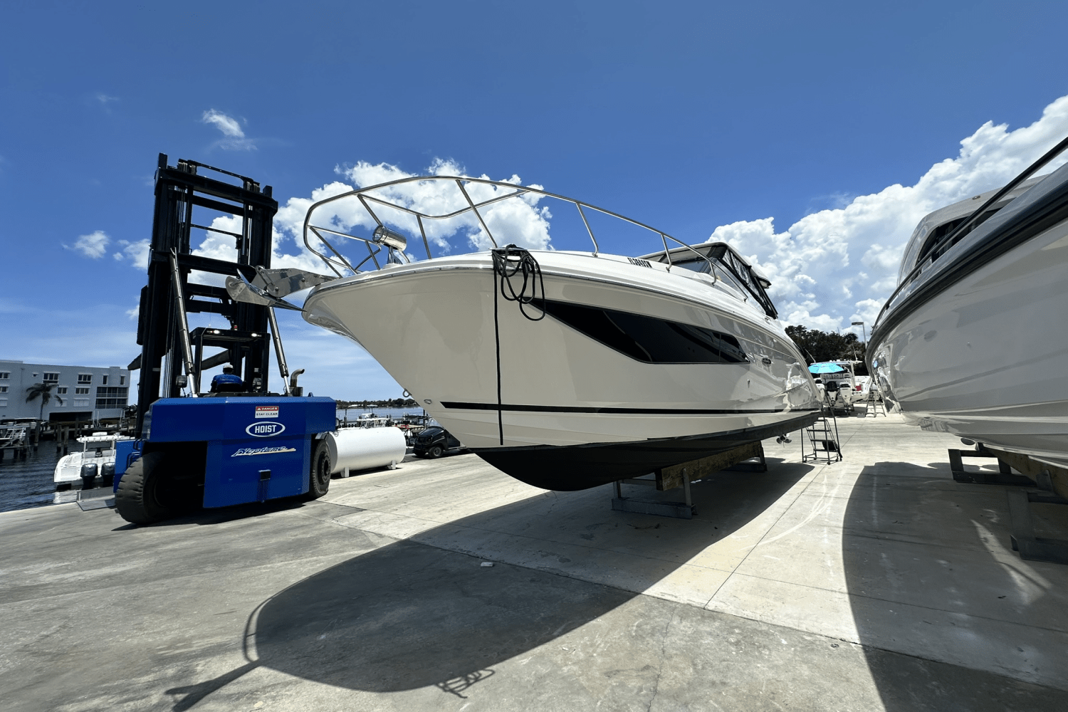 2021 Sea Ray 320 DA-OB Image Thumbnail #20