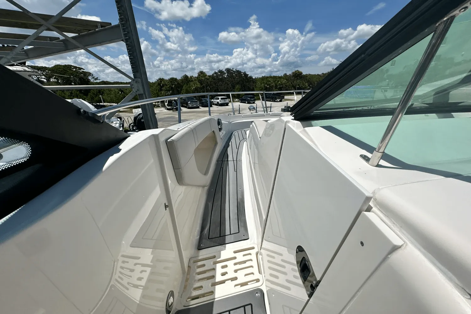 2021 Sea Ray 320 DA-OB Image Thumbnail #43