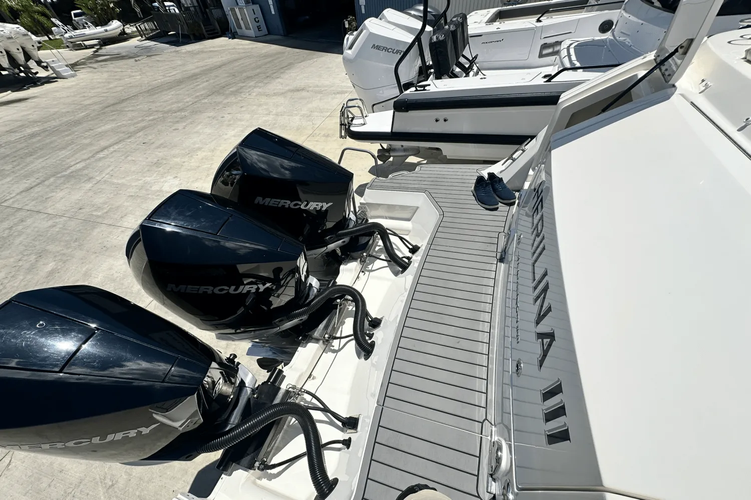 2021 Sea Ray 320 DA-OB Image Thumbnail #28