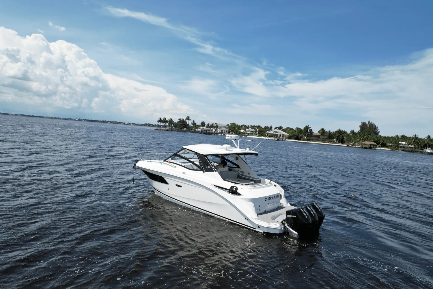 2021 Sea Ray 320 DA-OB Image Thumbnail #3