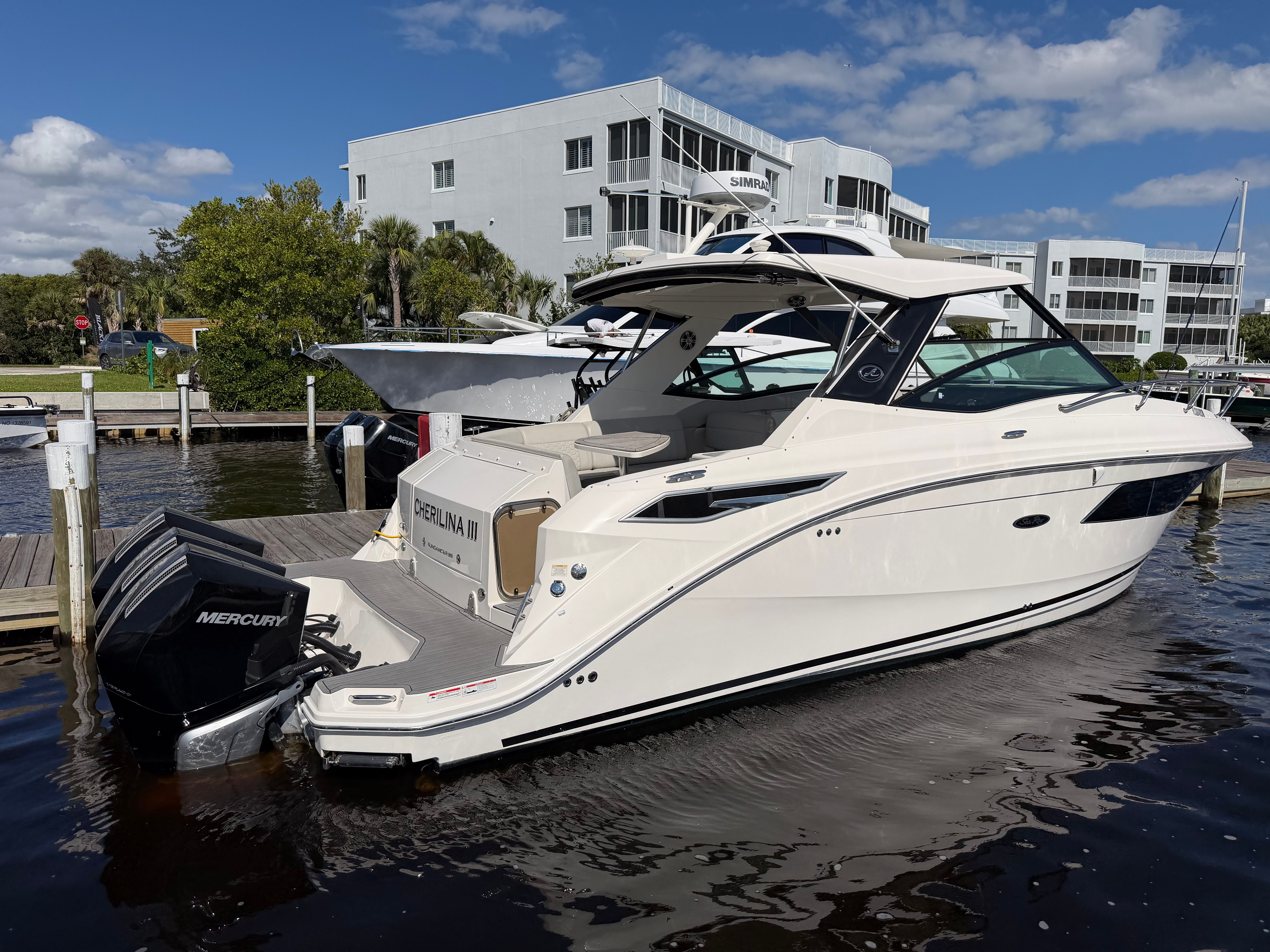 2021 Sea Ray 320 DA-OB Image Thumbnail #1