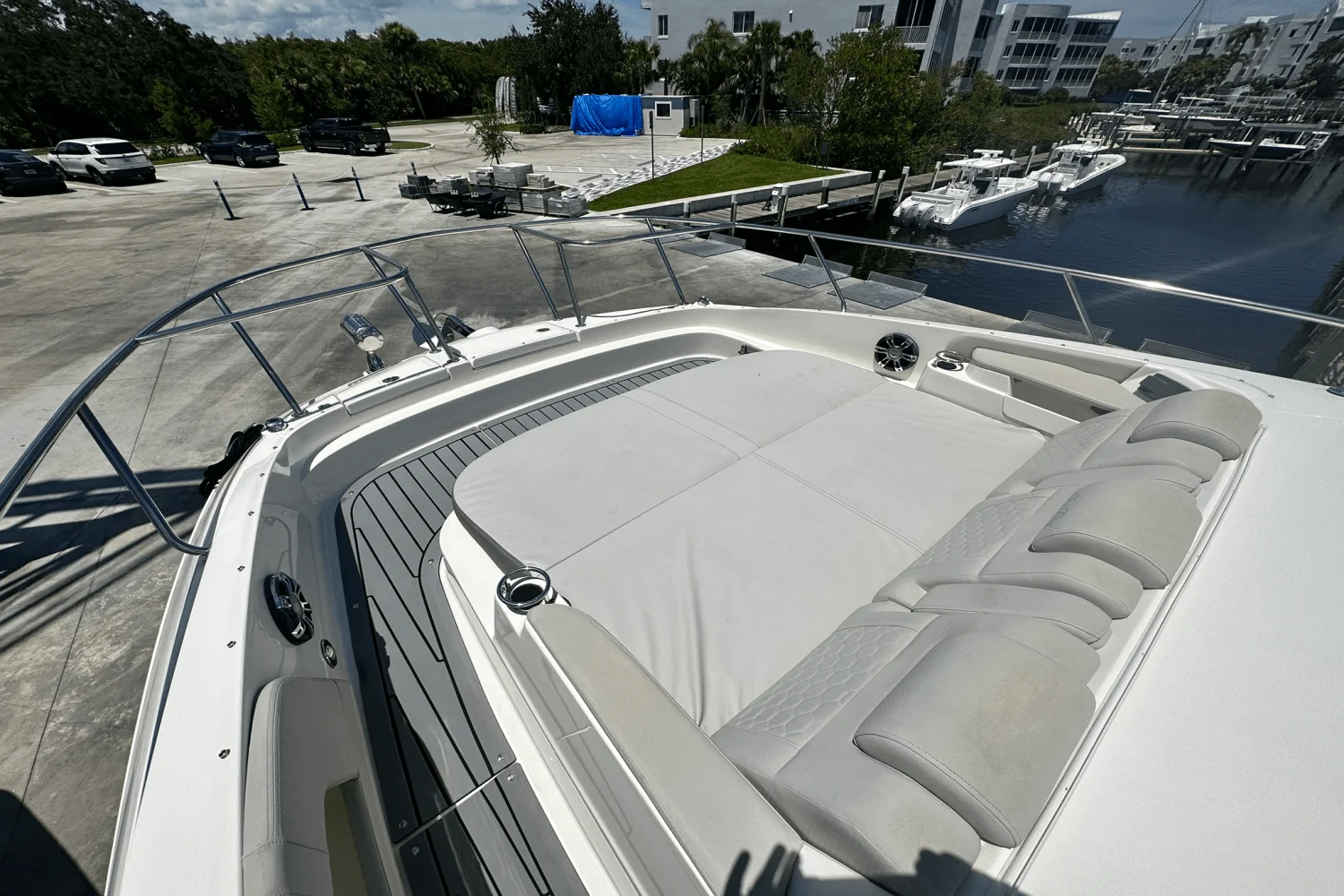 2021 Sea Ray 320 DA-OB Image Thumbnail #48