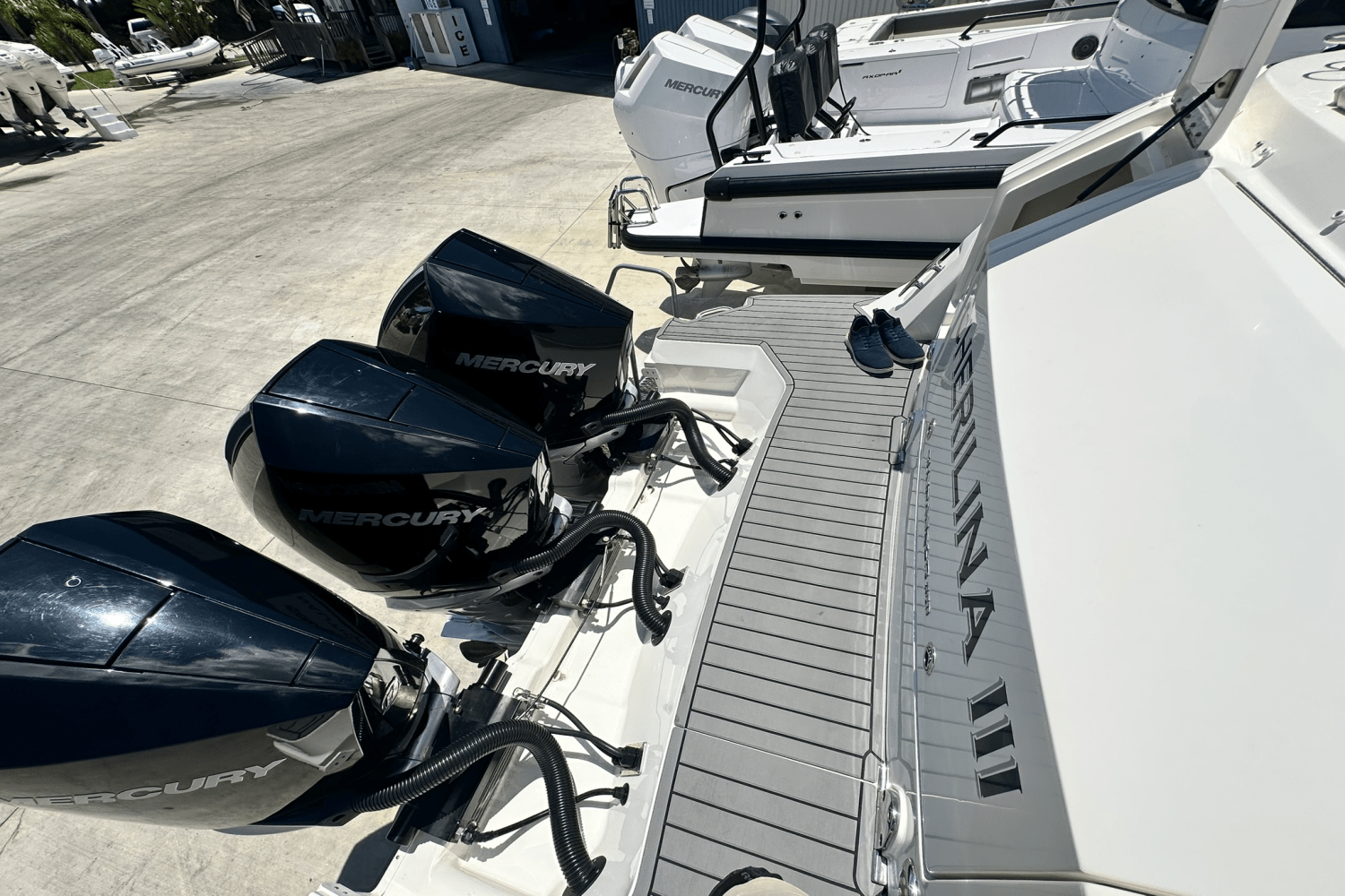 2021 Sea Ray 320 DA-OB Image Thumbnail #31