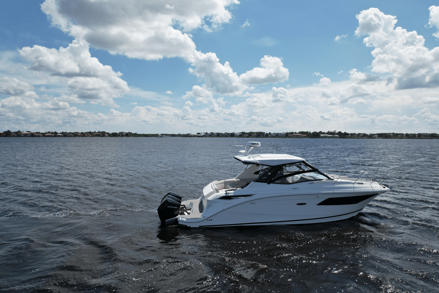 2021 Sea Ray 320 DA-OB Image Thumbnail #9