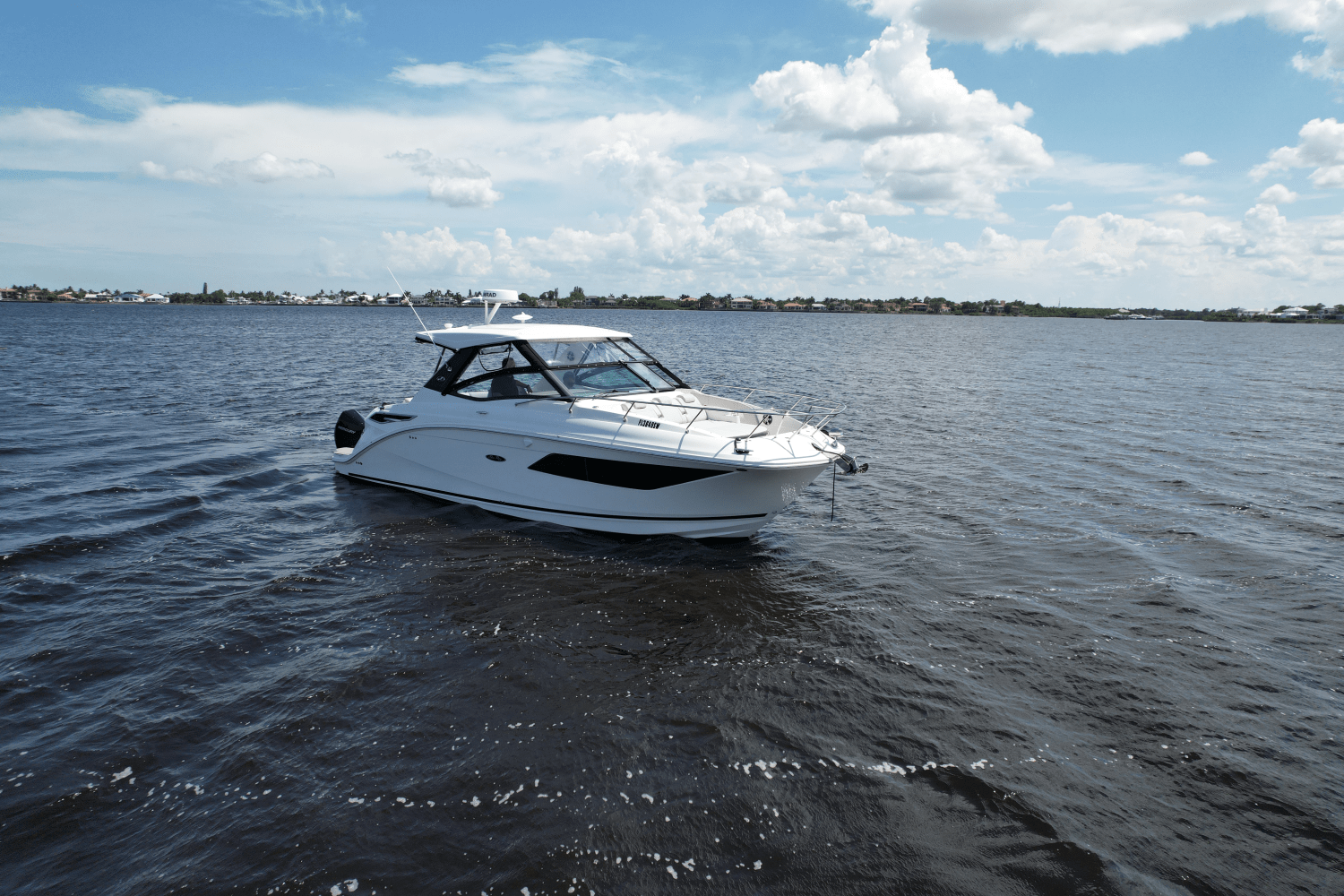 2021 Sea Ray 320 DA-OB Image Thumbnail #9