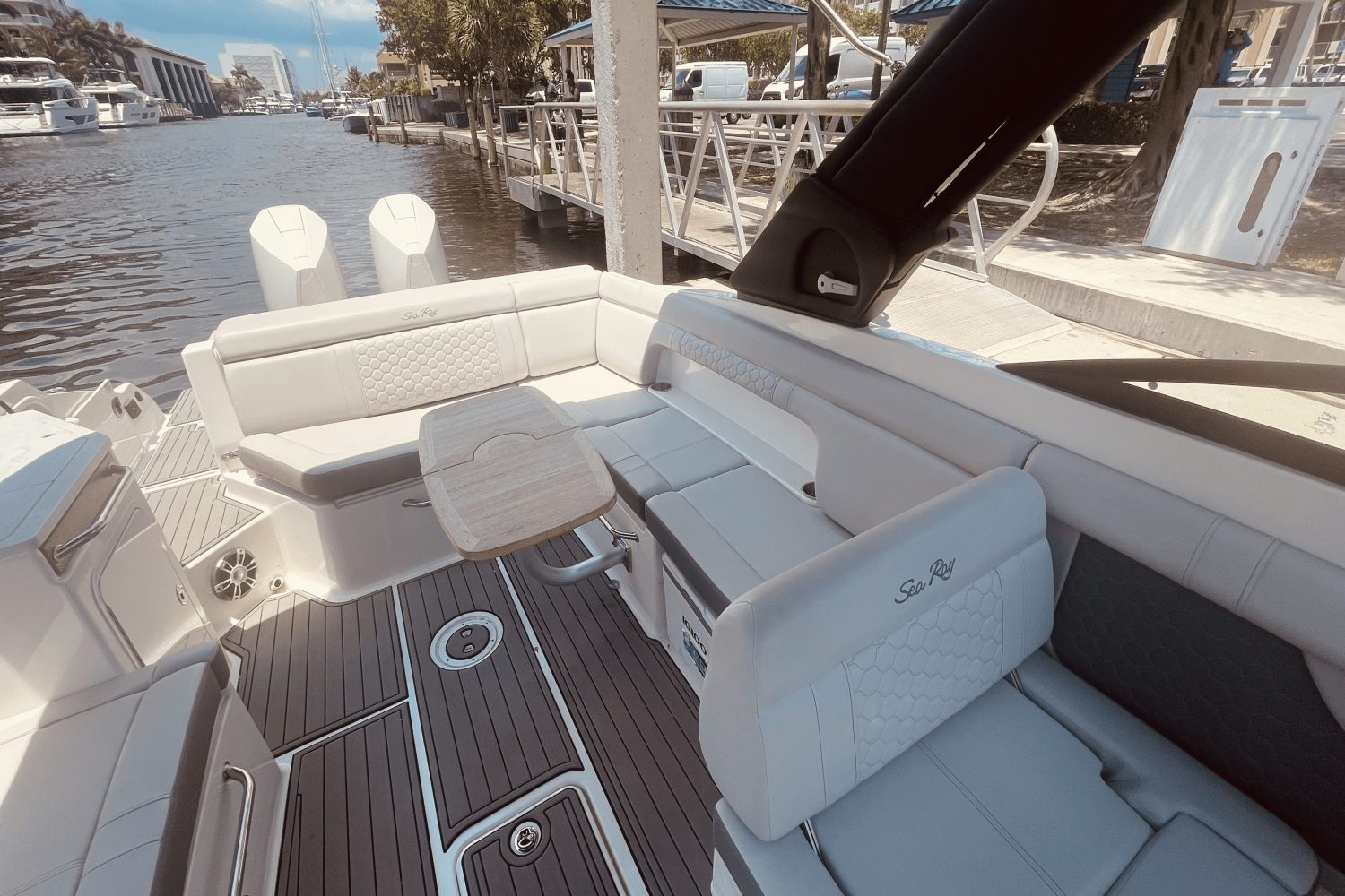 2024 Sea Ray 290 SDX OUTBOARD Image Thumbnail #21