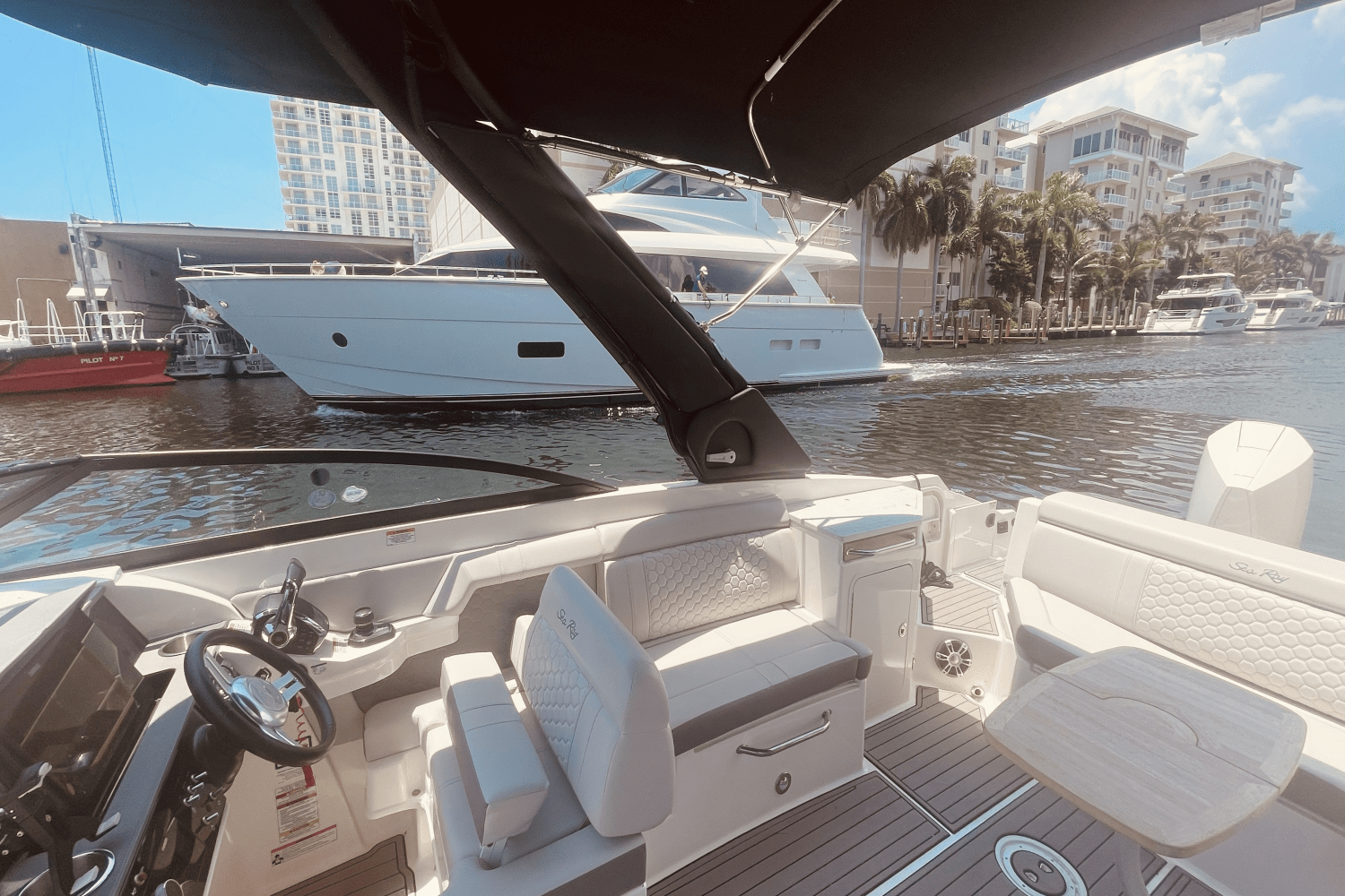 2024 Sea Ray 290 SDX OUTBOARD Image Thumbnail #20