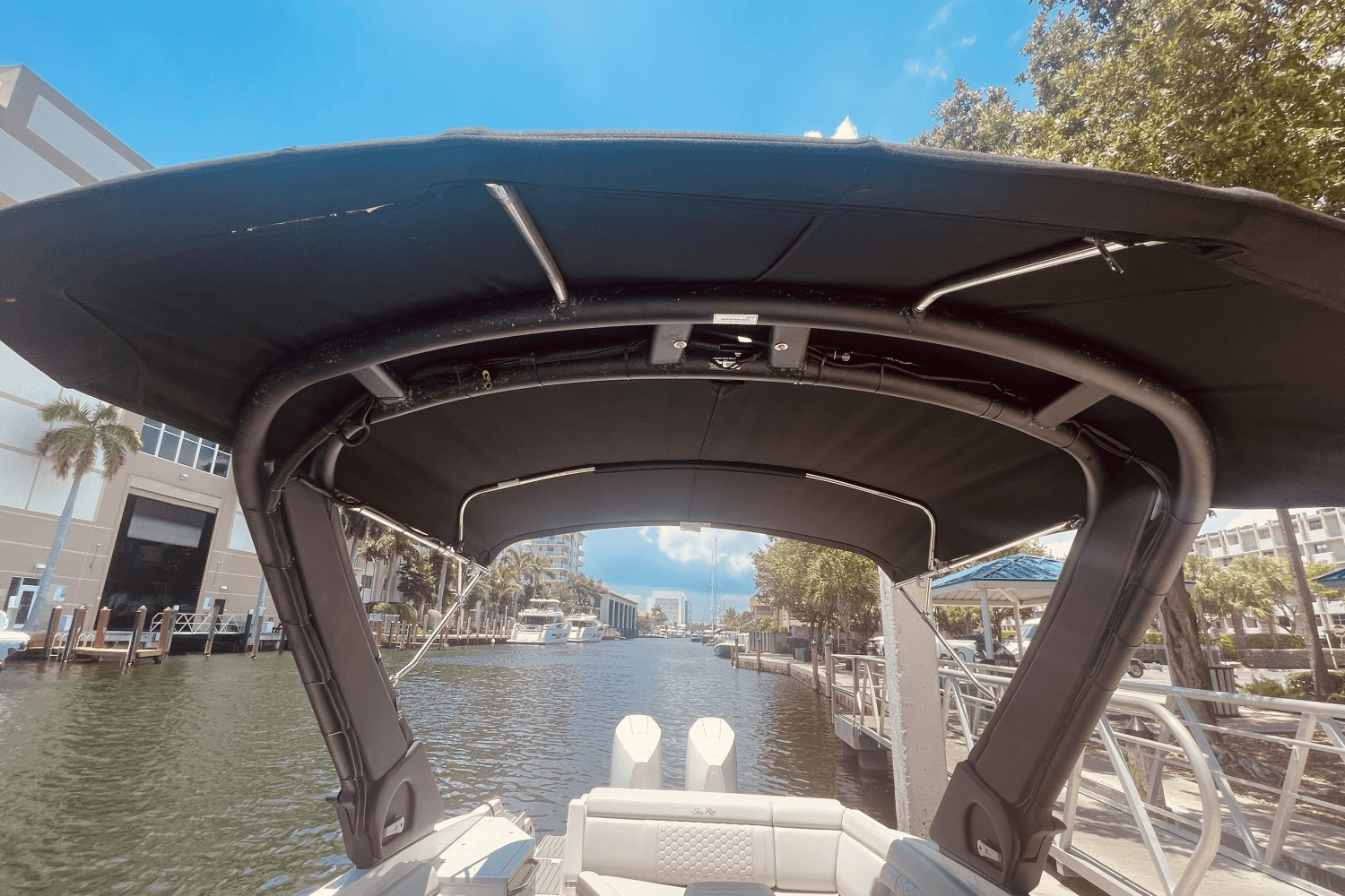 2024 Sea Ray 290 SDX OUTBOARD Image Thumbnail #31