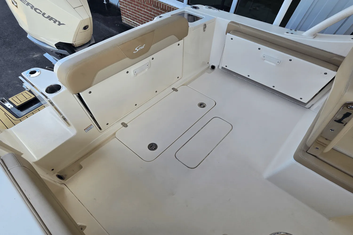 2022 Scout 240 DORADO Image Thumbnail #6