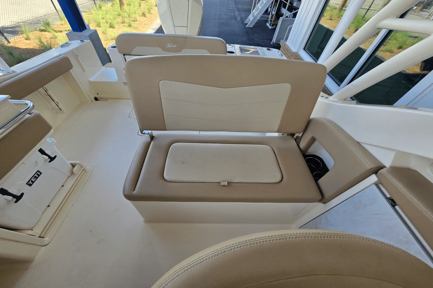 2022 Scout 240 DORADO Image Thumbnail #8