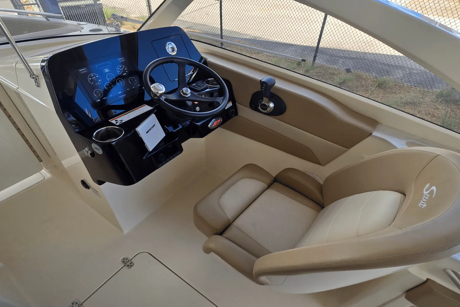 2022 Scout 240 DORADO Image Thumbnail #14