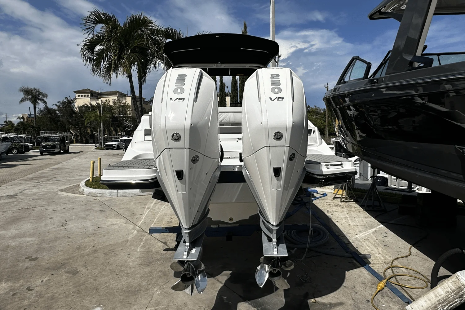 2026 Sea Ray SDX 290 Outboard Image Thumbnail #6