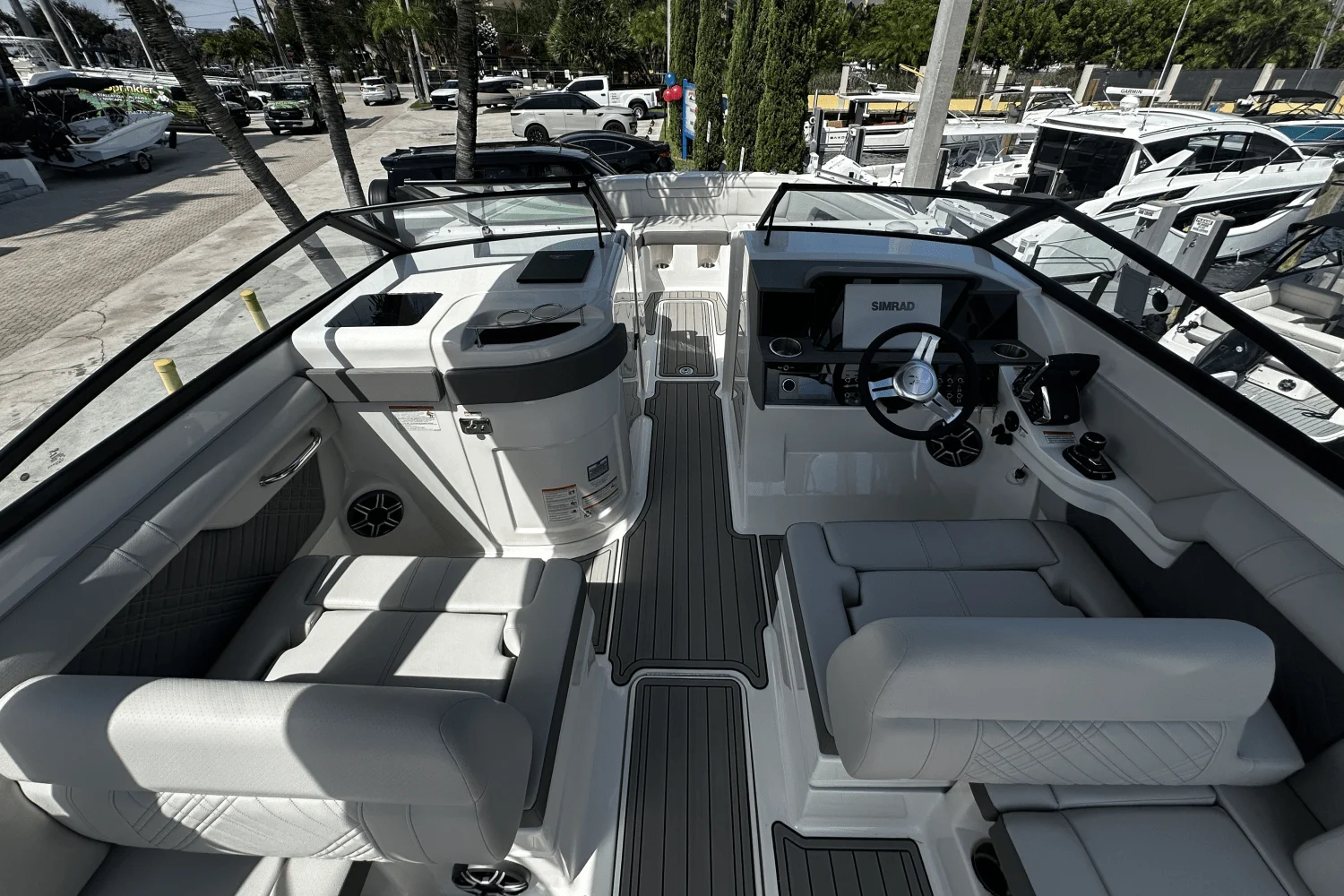 2026 Sea Ray SDX 290 Outboard Image Thumbnail #15