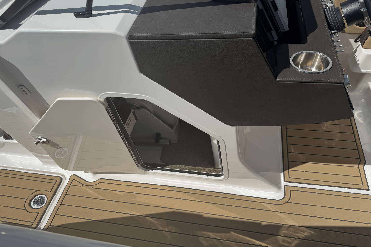 2026 Sea Ray SDX 290 Image Thumbnail #52