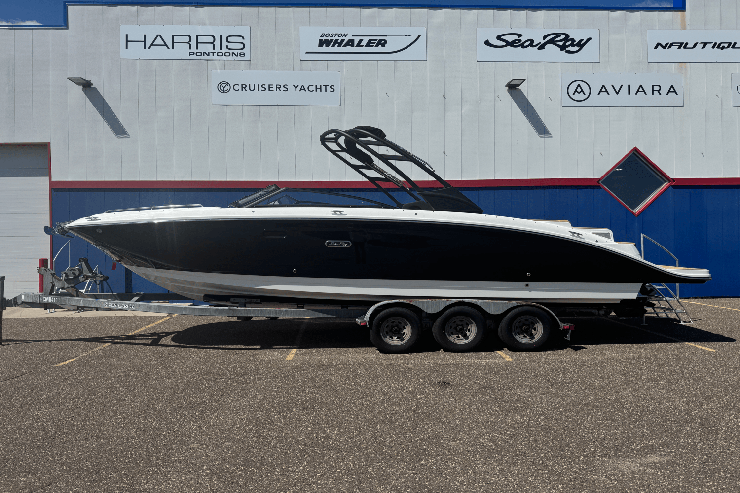 2026 Sea Ray SDX 290 Image Thumbnail #2