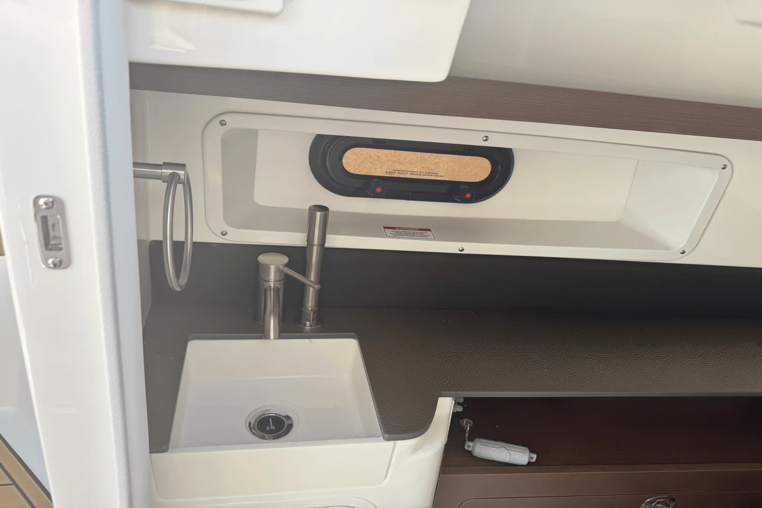 2026 Sea Ray SDX 290 Image Thumbnail #35