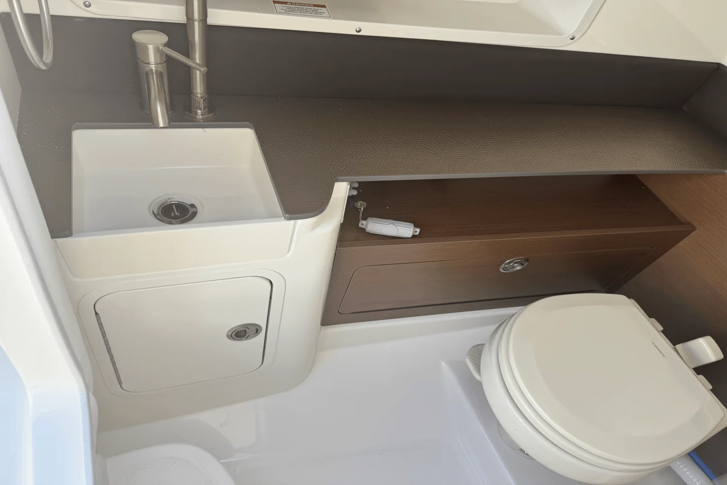 2026 Sea Ray SDX 290 Image Thumbnail #36