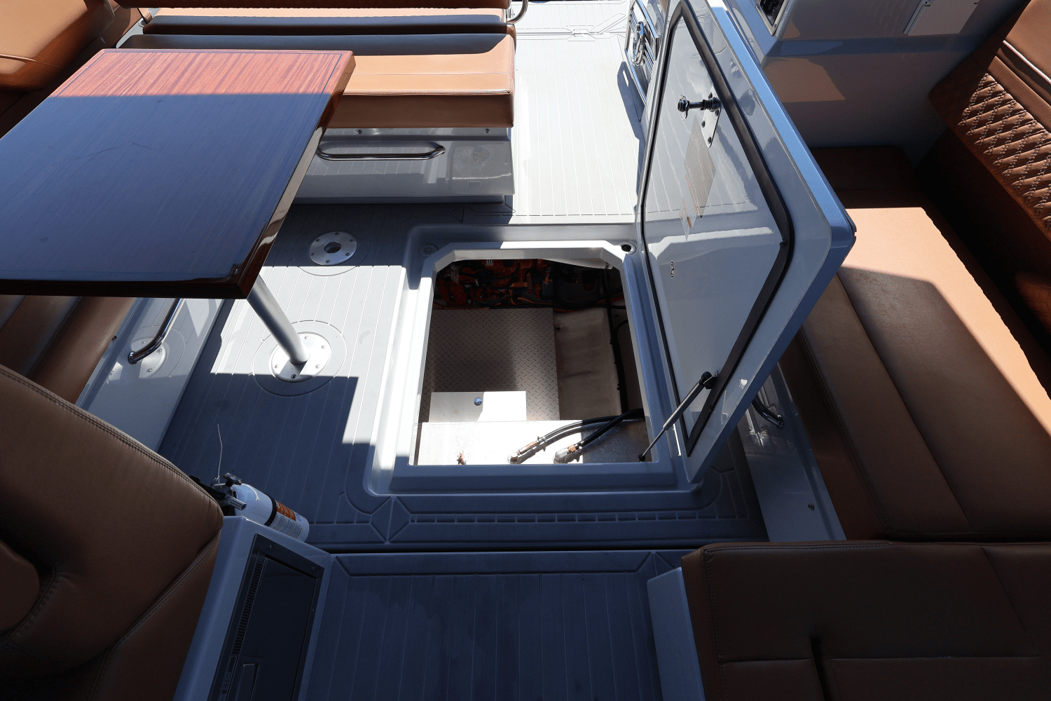 2024 Cruisers Yachts 34 GLS South Beach Outboard Image Thumbnail #74